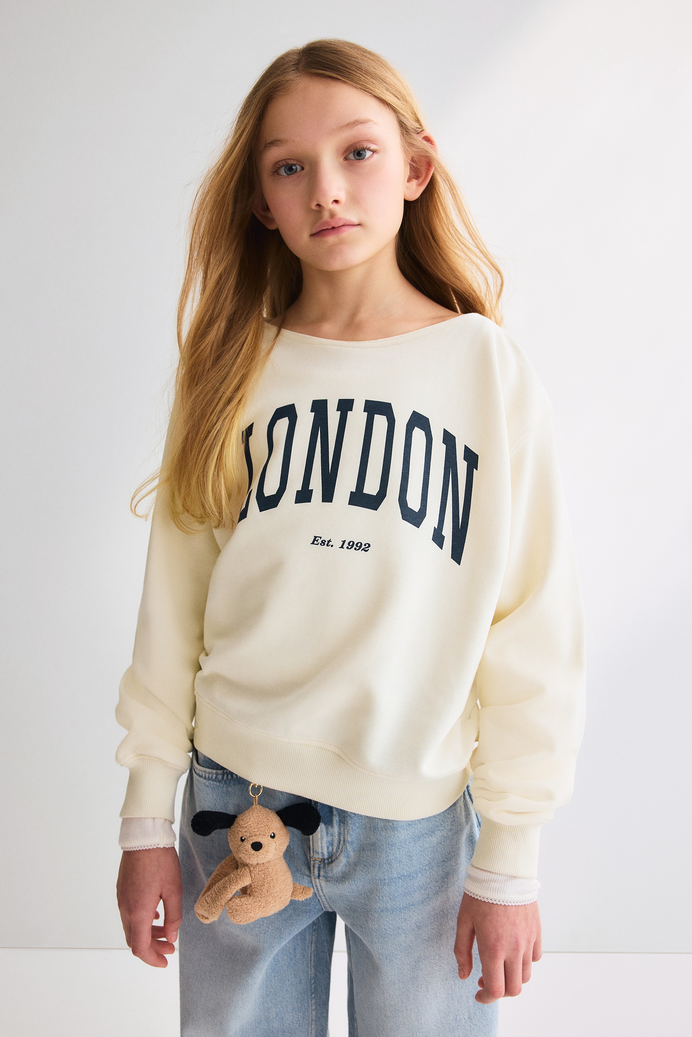 Off shoulder -oversize-pusero - Kermanvaalea/London/Tummanharmaa/25/Vaalea himmeänroosa/Amour