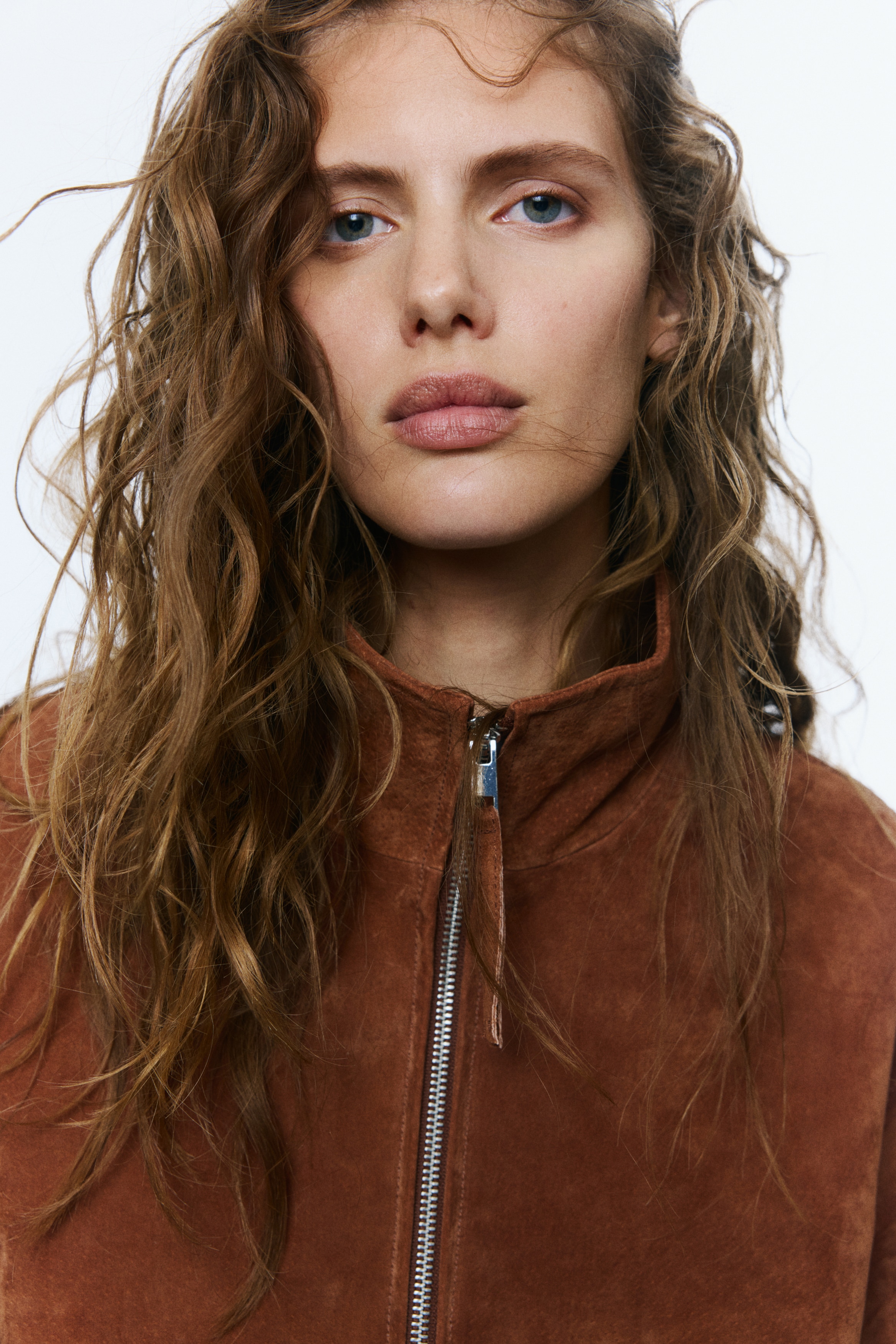 Oversized Split Suede JacketModel