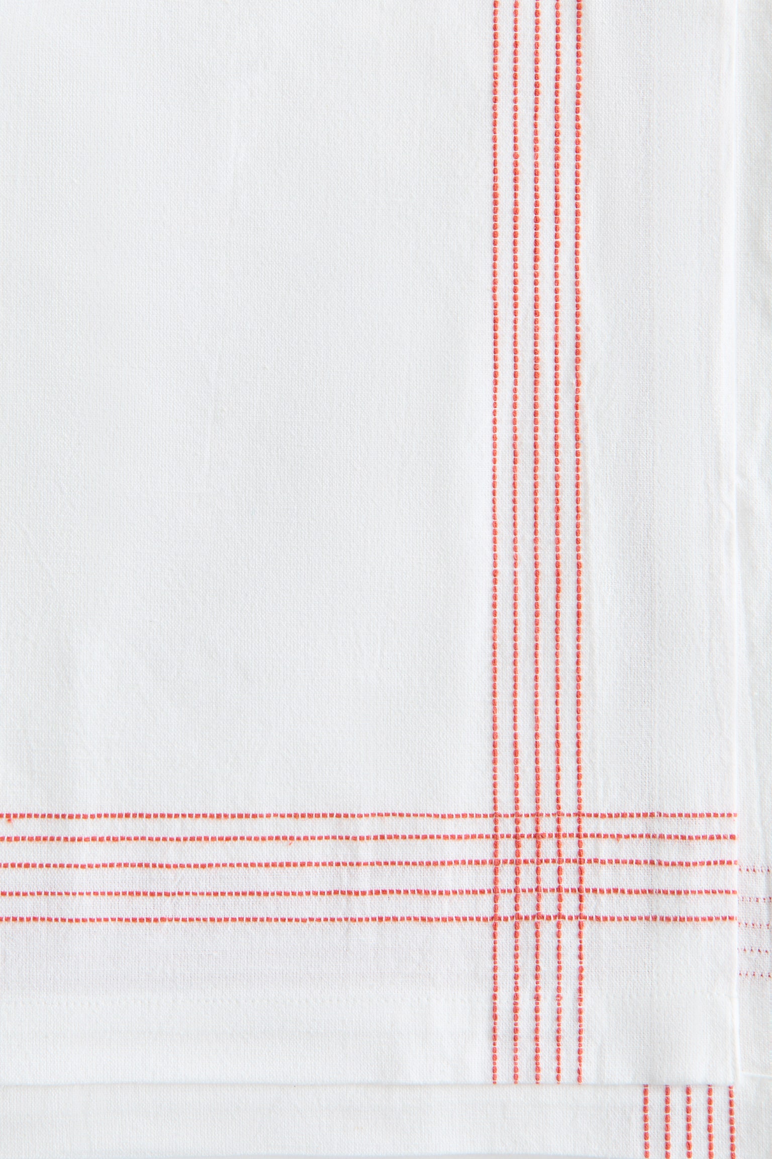 Embroidery-motif linen-blend tablecloth-Orange/Crabs - 3