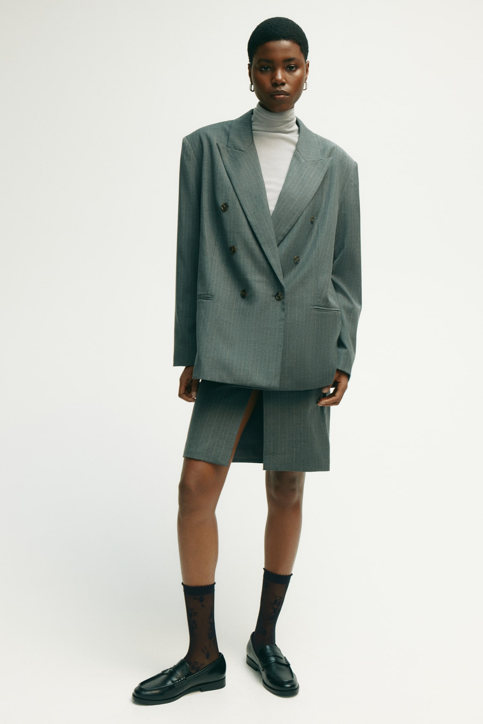 Socken aus Spitze - Schwarz/Geblümt/Weinrot - 2