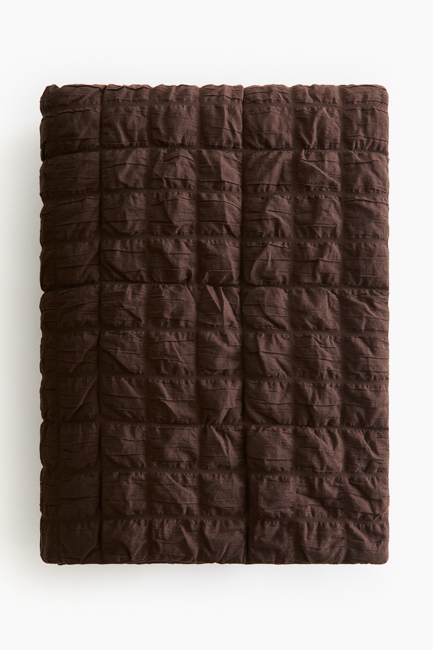 Quilted cotton bedspreadModel