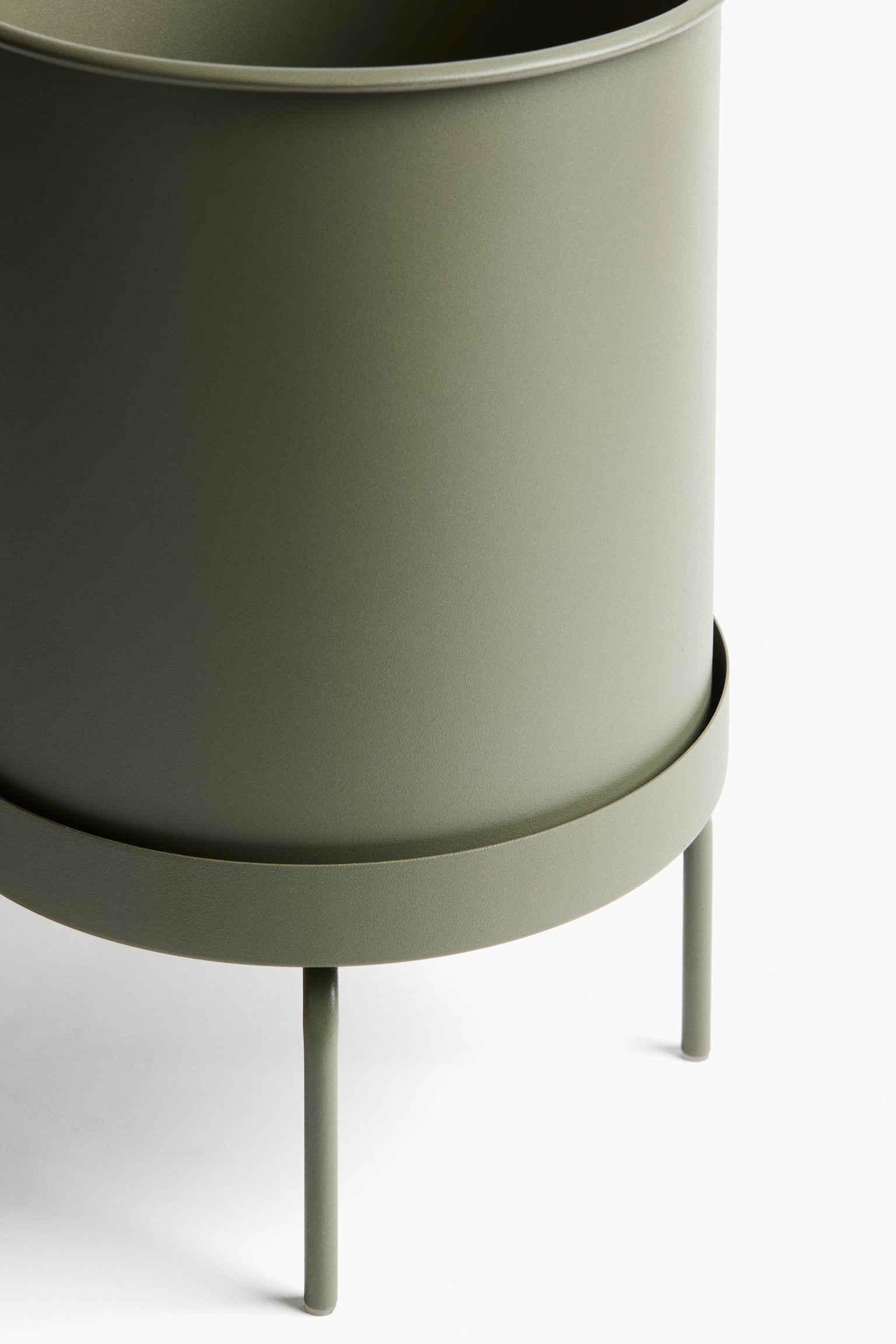 Large plant pot on a stand - Olive green/Light beige/Black - 5