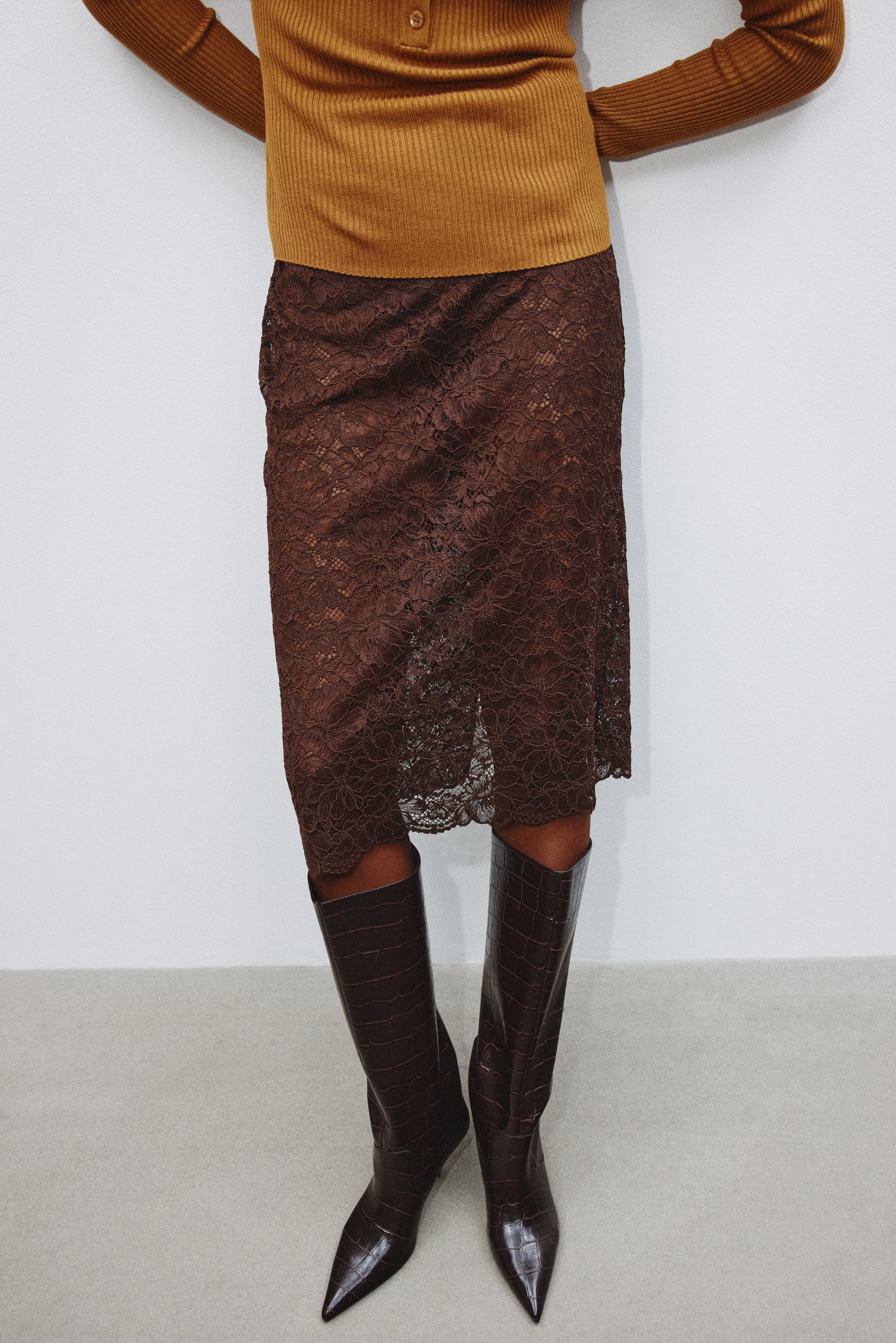 ロングブーツ - ダークブラウン／クロコダイルパターン