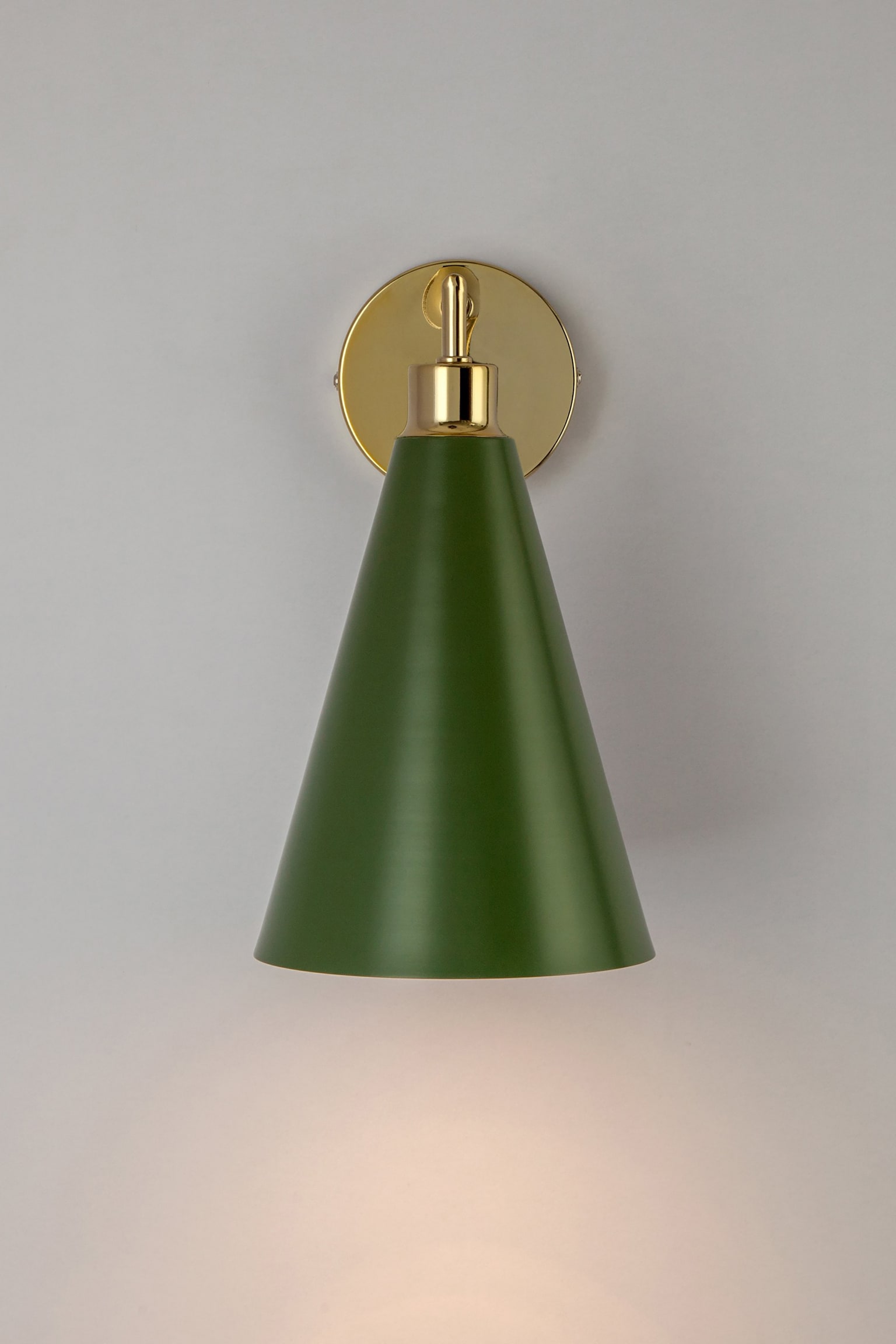 Metal Shade Wall Light - Green - 1