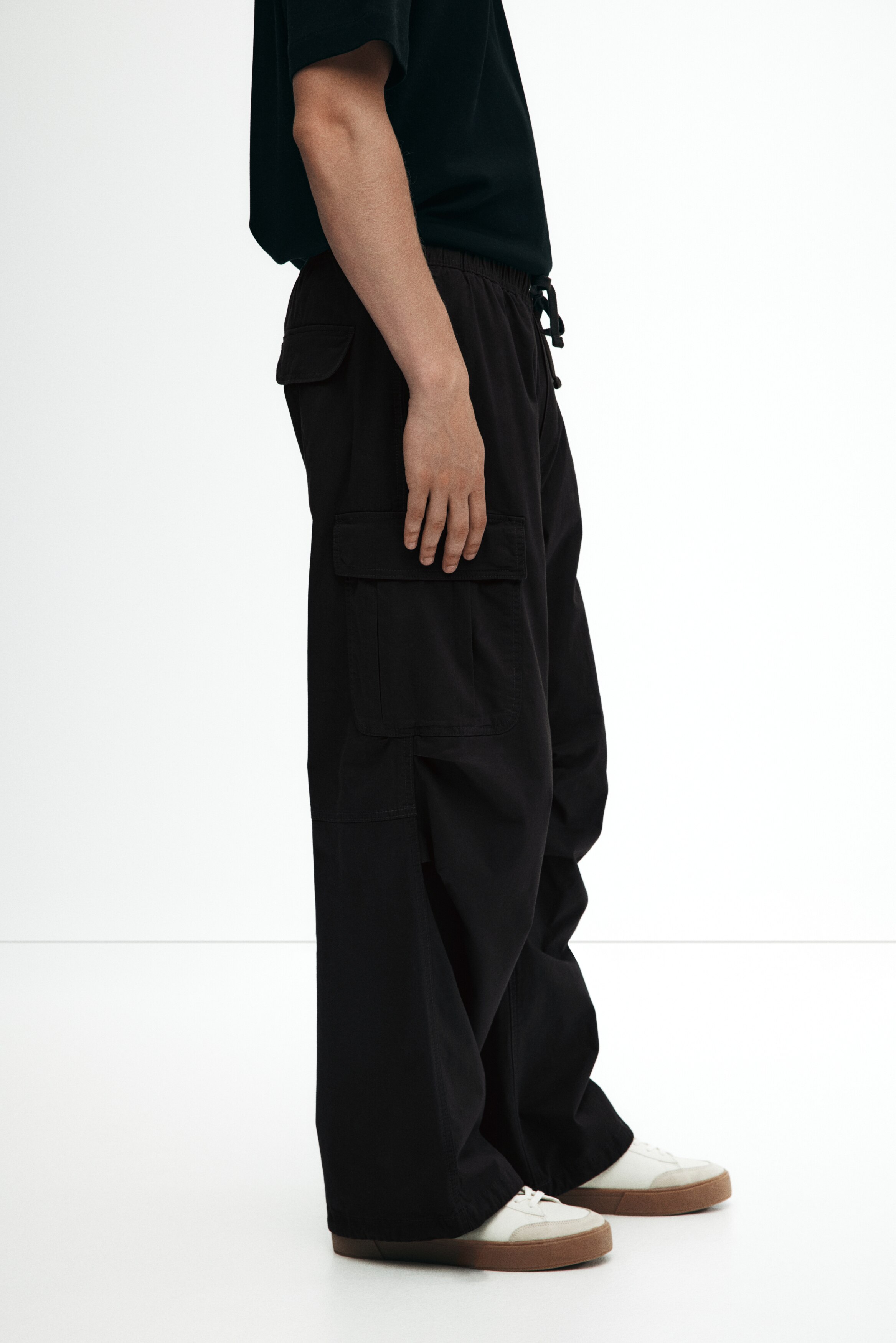 Loose Fit Cargo trousers