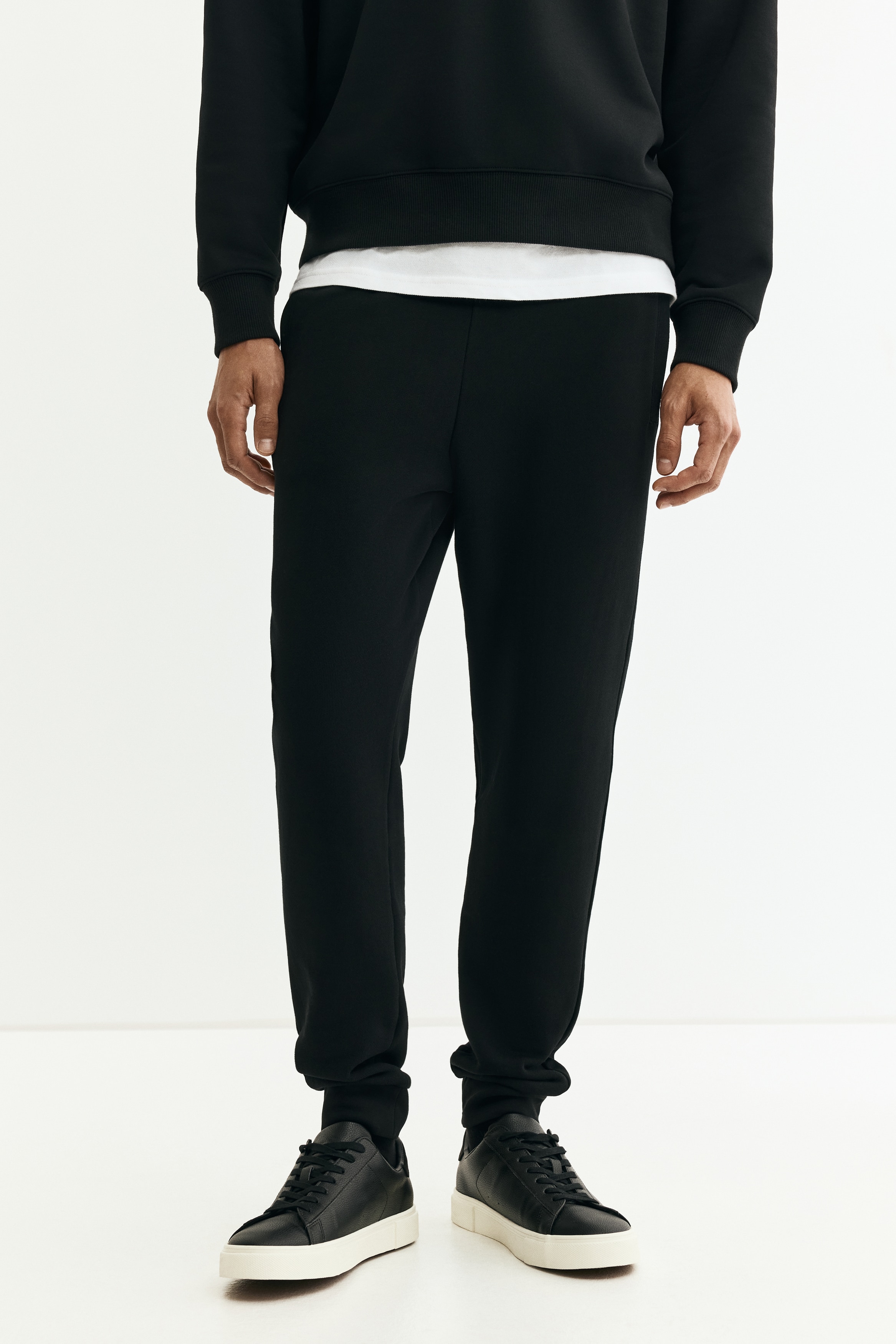 Men's Dark gray Regular-Fit Tapered Sweatpants | H&M US
