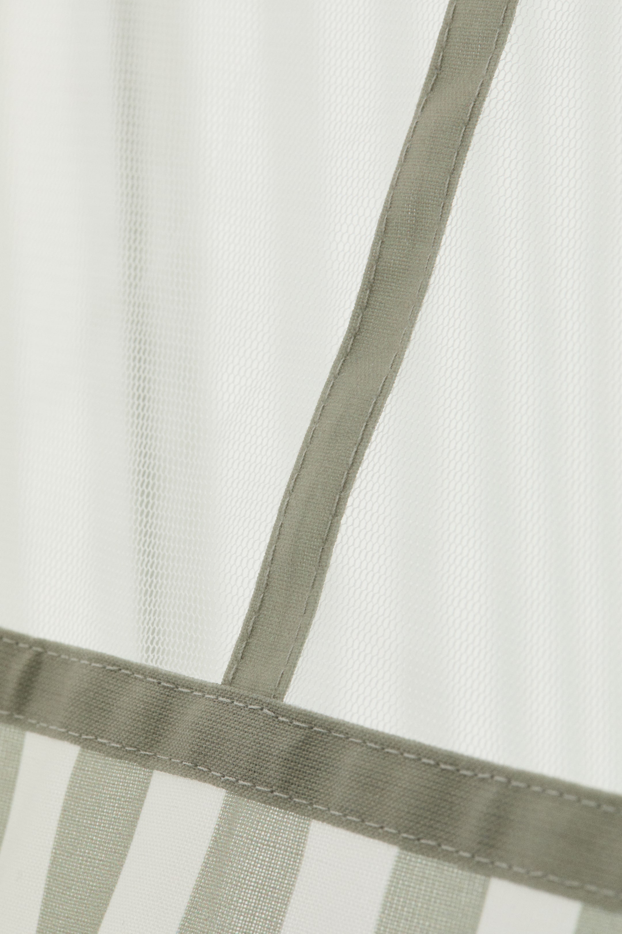 Ampliar la imagen: Tienda de campaña - Verde caqui claro/Rayado - Home All | H&M MX 6