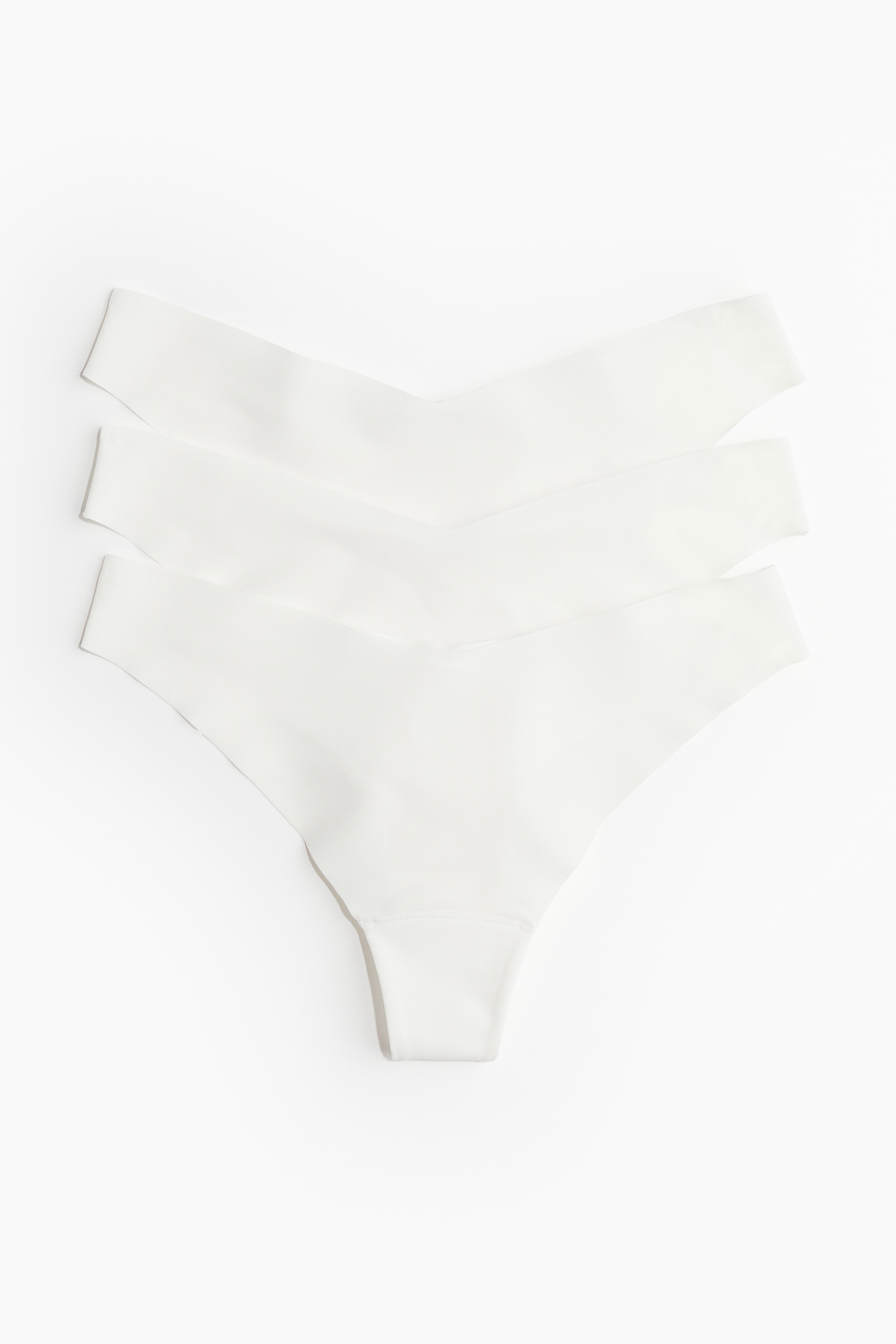 3-pack invisible thong briefs
