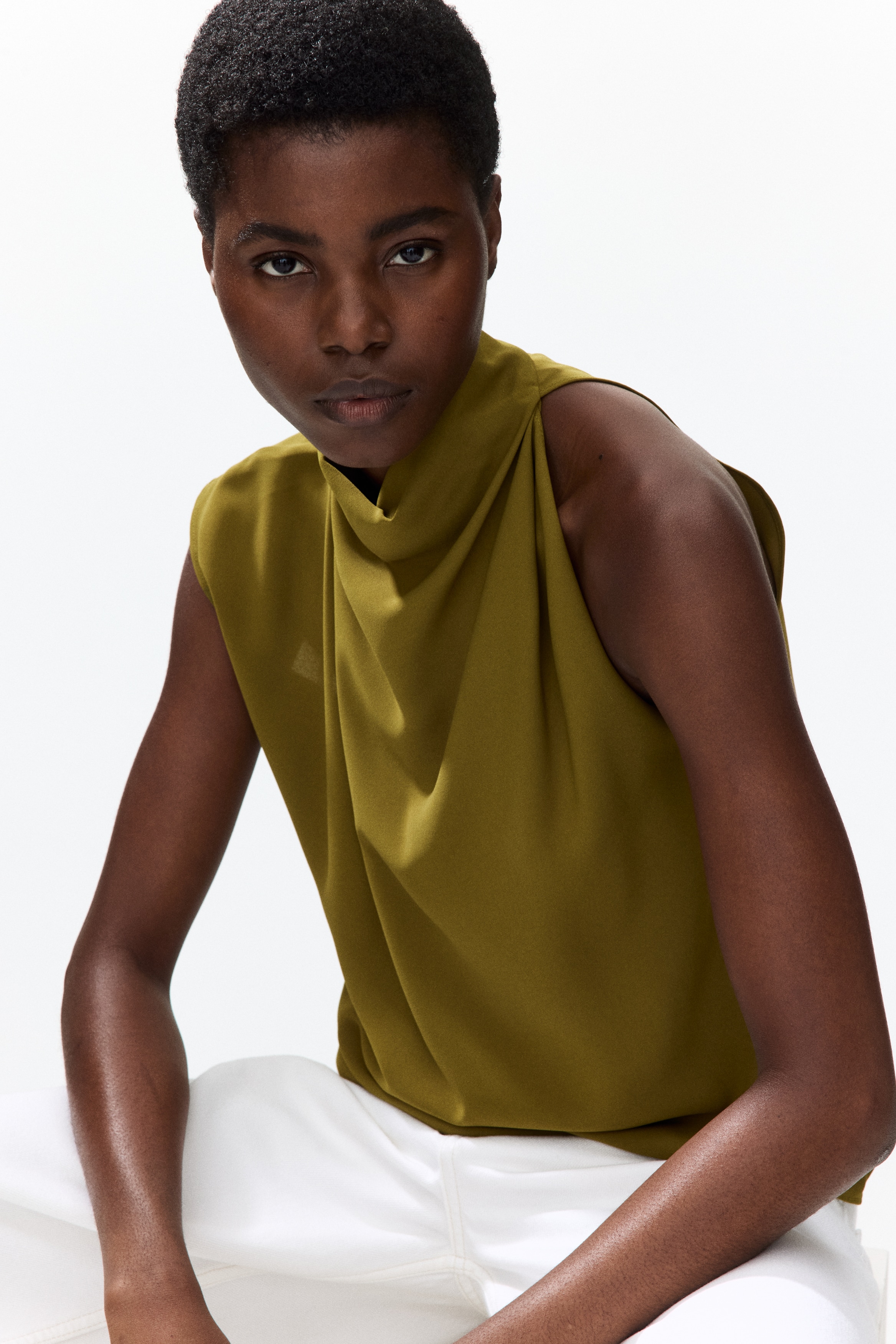 【新品】OMMO SATIN DRAPE TANK TOP 新品】OMMO SATIN DRAPE TANK TOP Edikted Imani Satin Tank Top | Pacsun