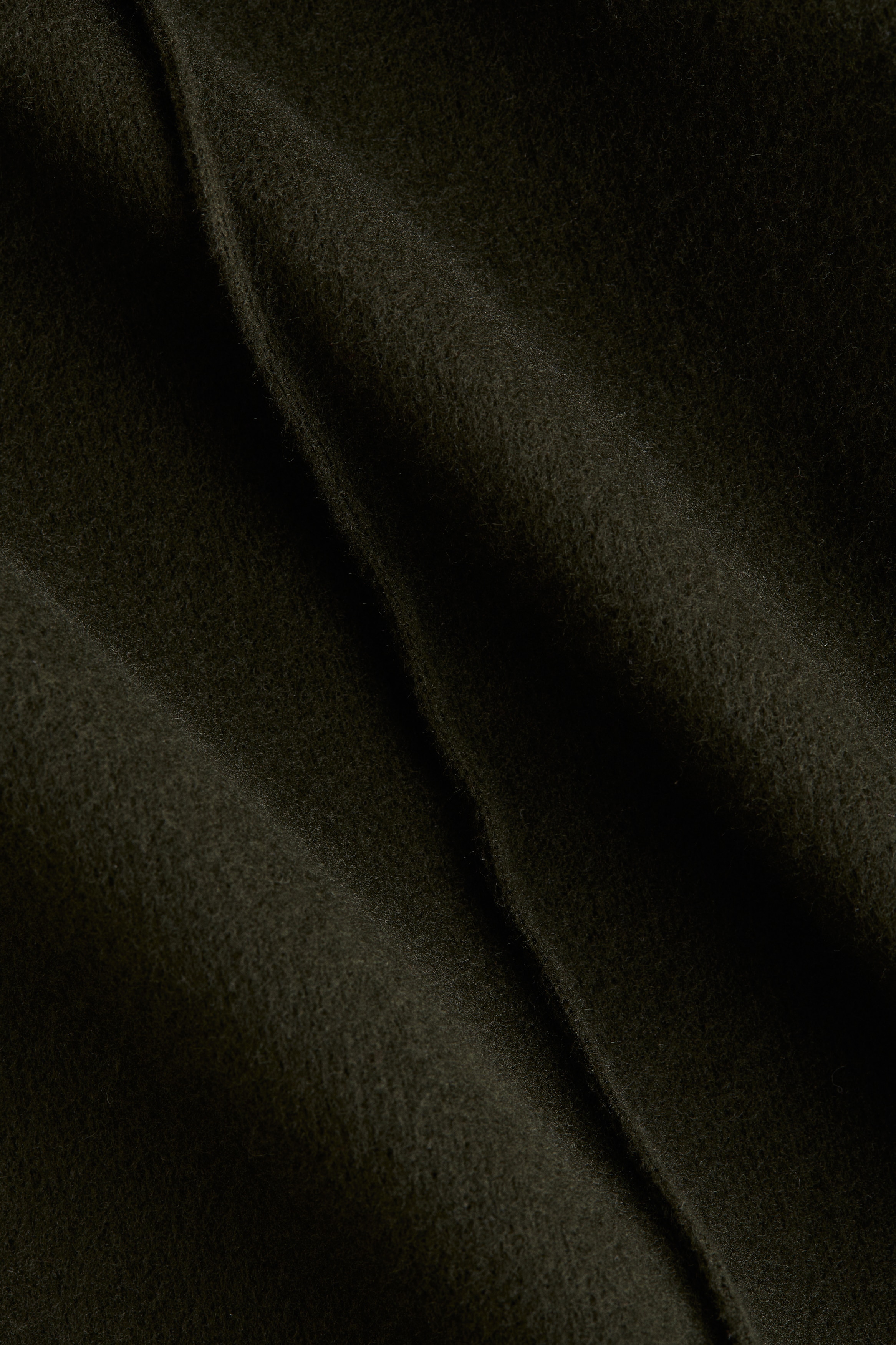 Crease-leg trousers