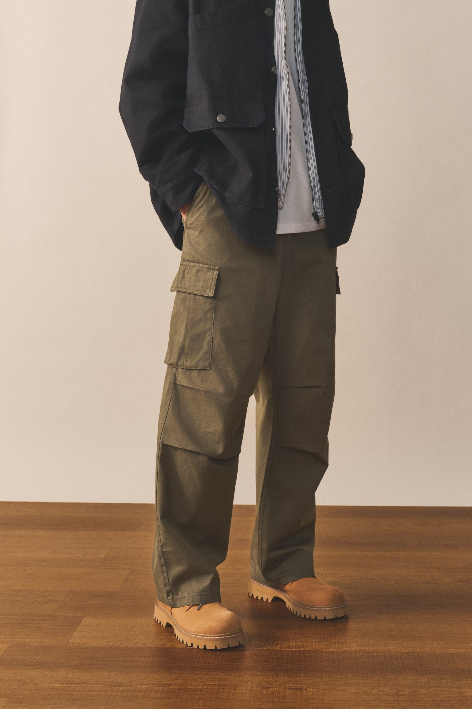 寬鬆工作褲 - 卡其綠/黑色 - 7