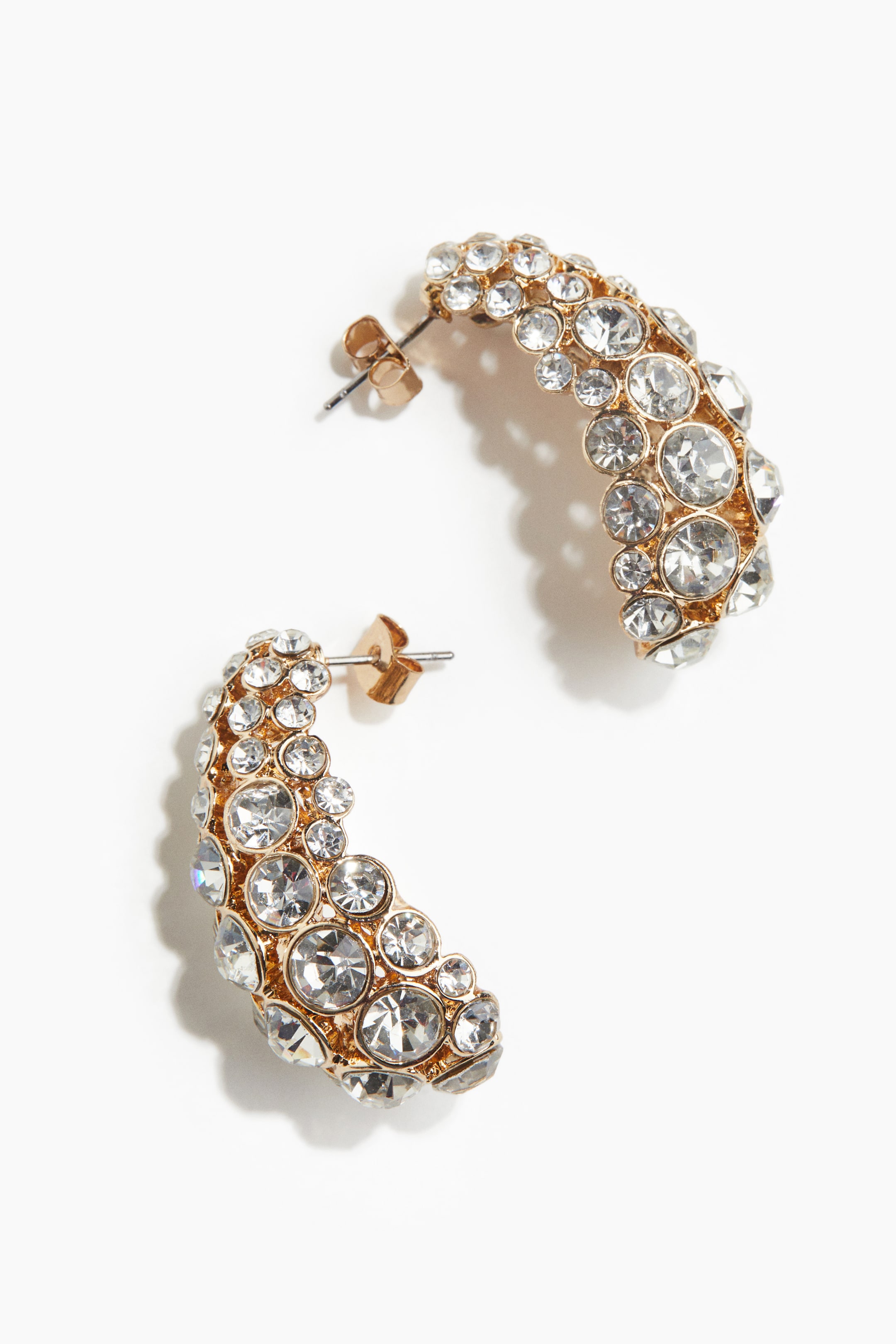 Boucles d'oreilles bombées ornées de strass