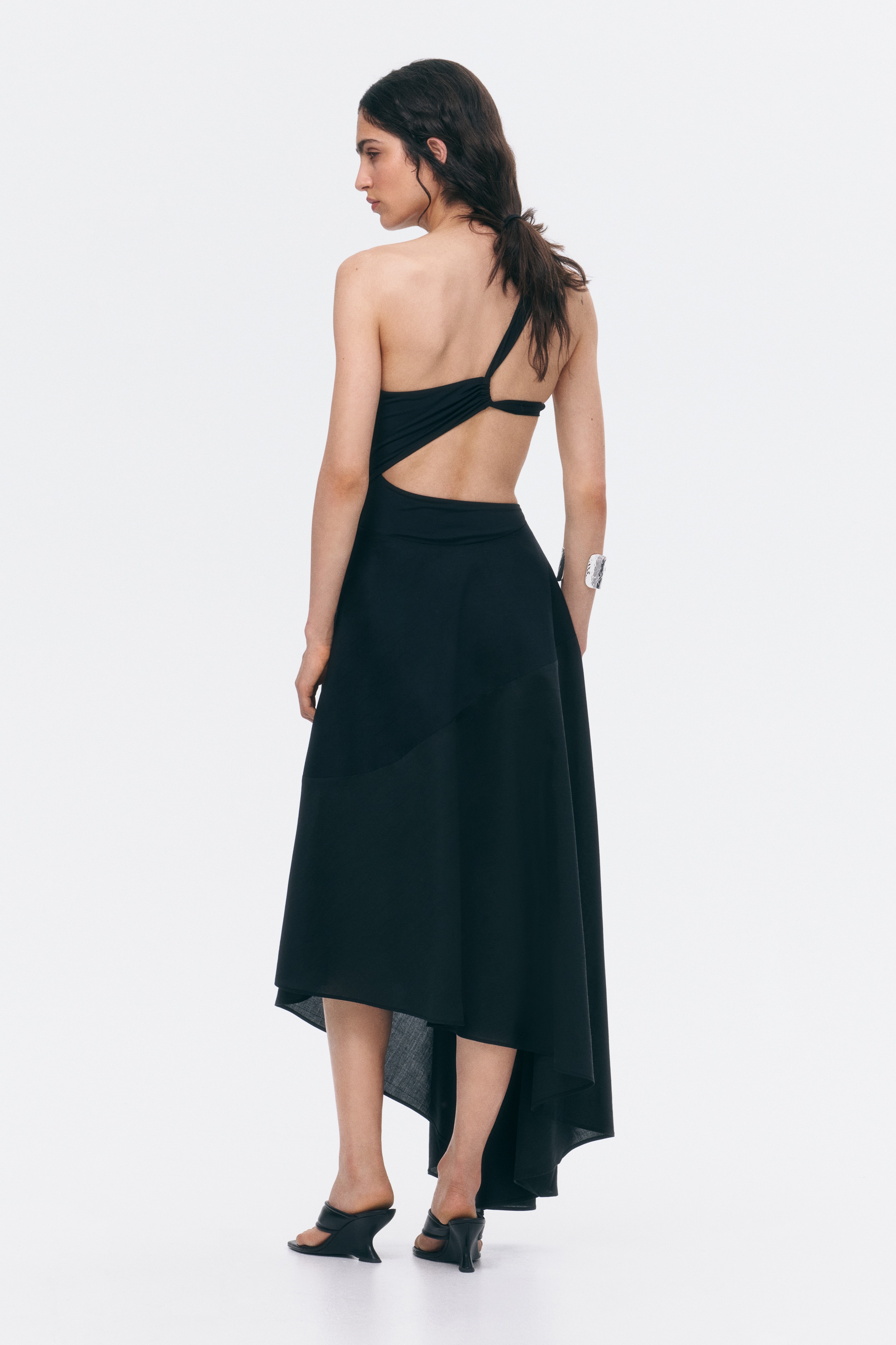 Asymmetric Dual-Fabric Skirt by H&M