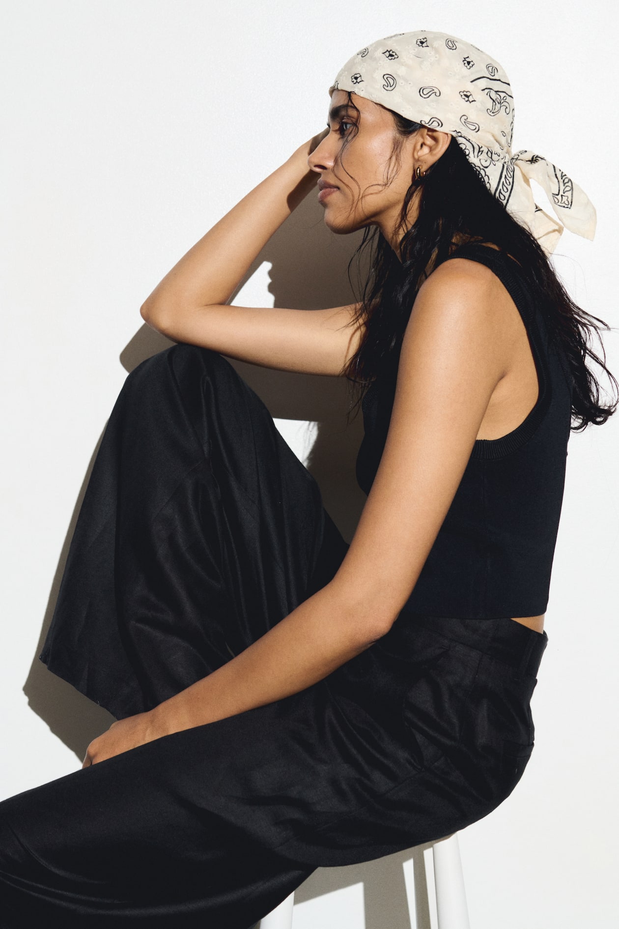 Nakış İşlemeli Şal