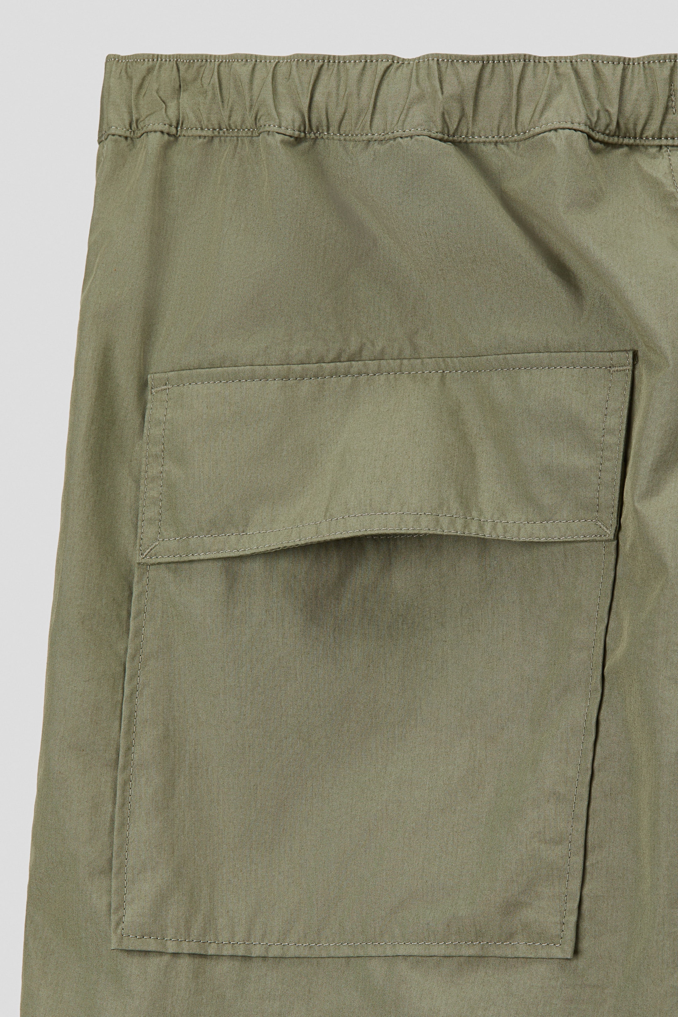 Loose-Fit Cargo Pants