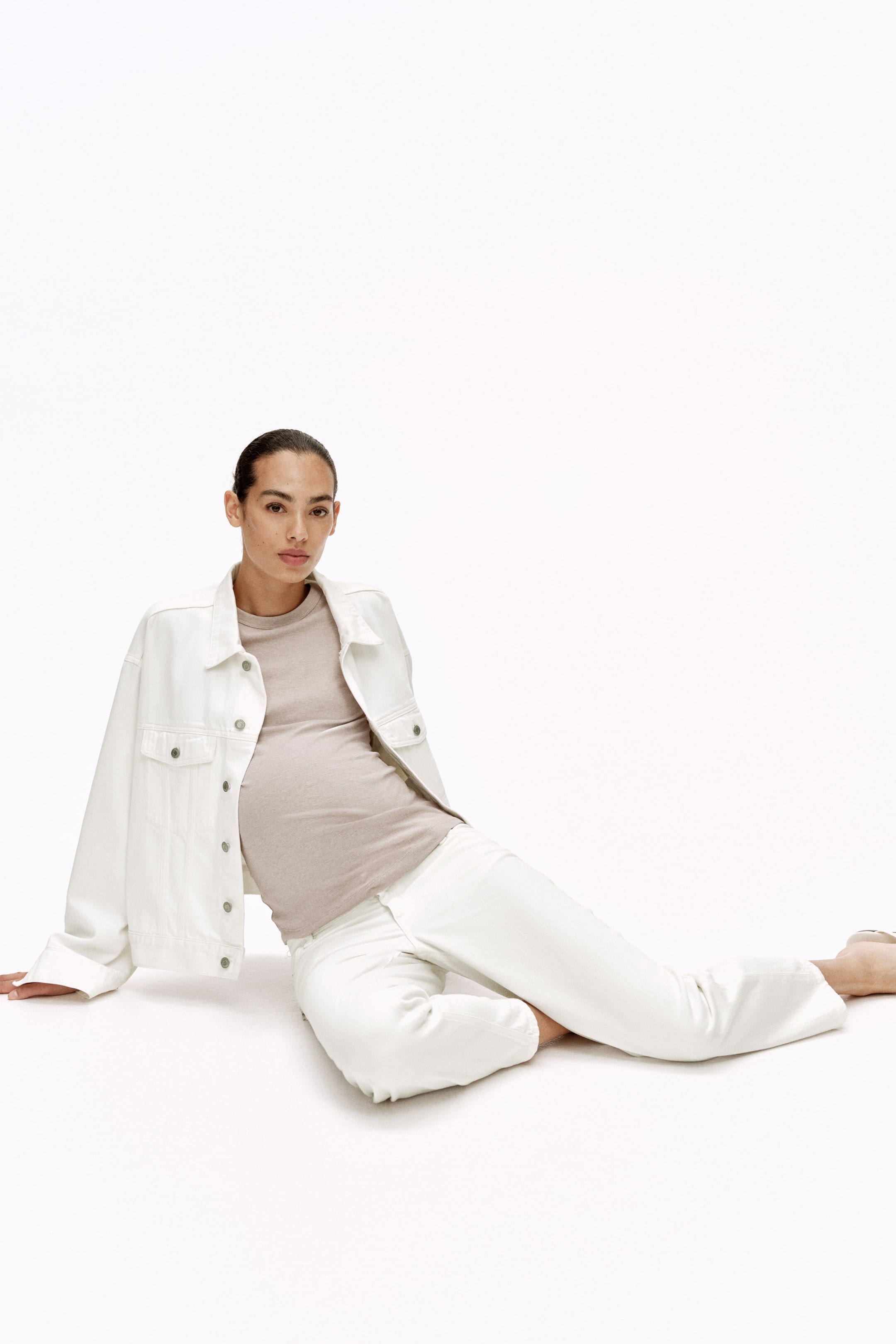 MAMA Straight Ankle Jeans