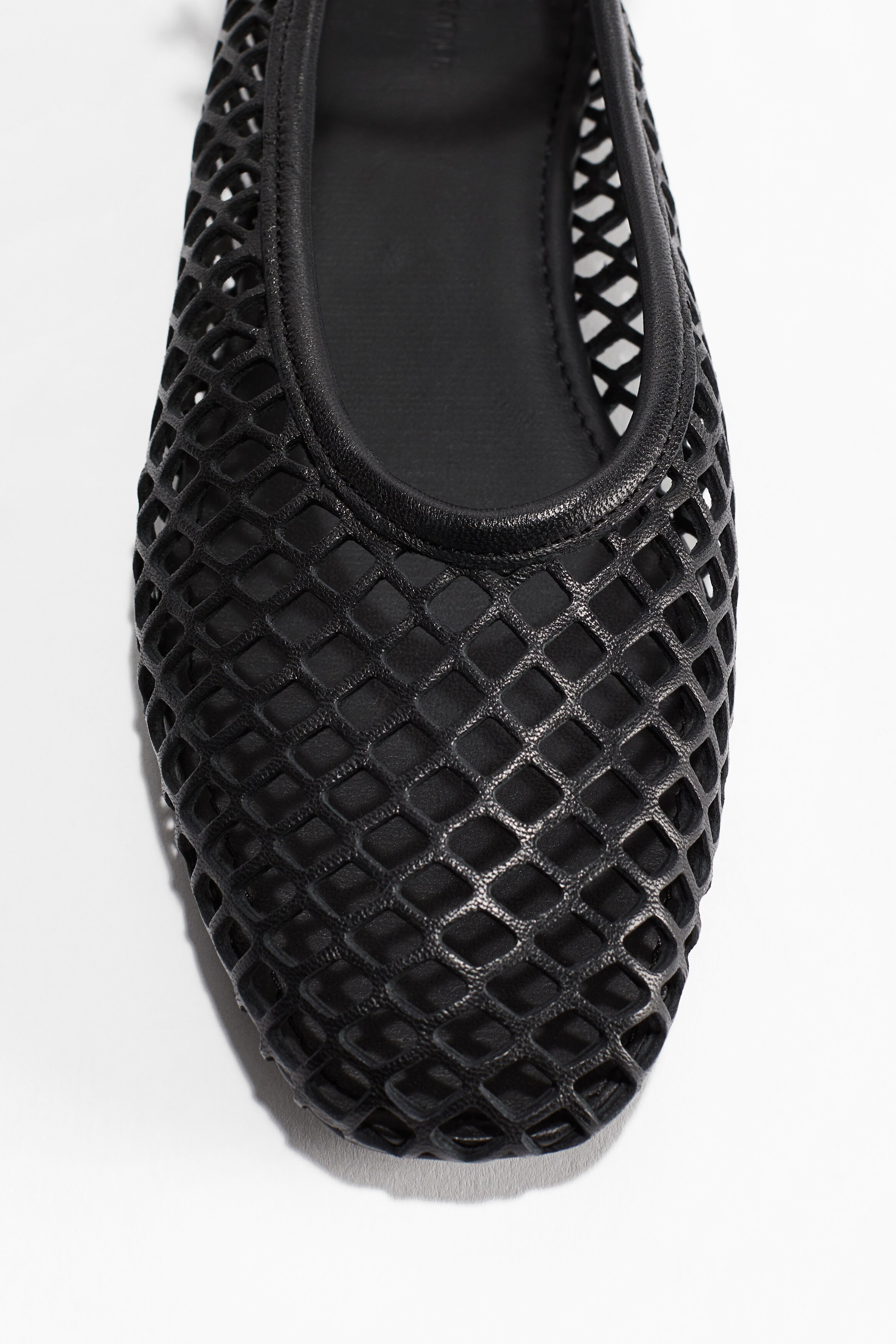 Perforated leather ballet pumps