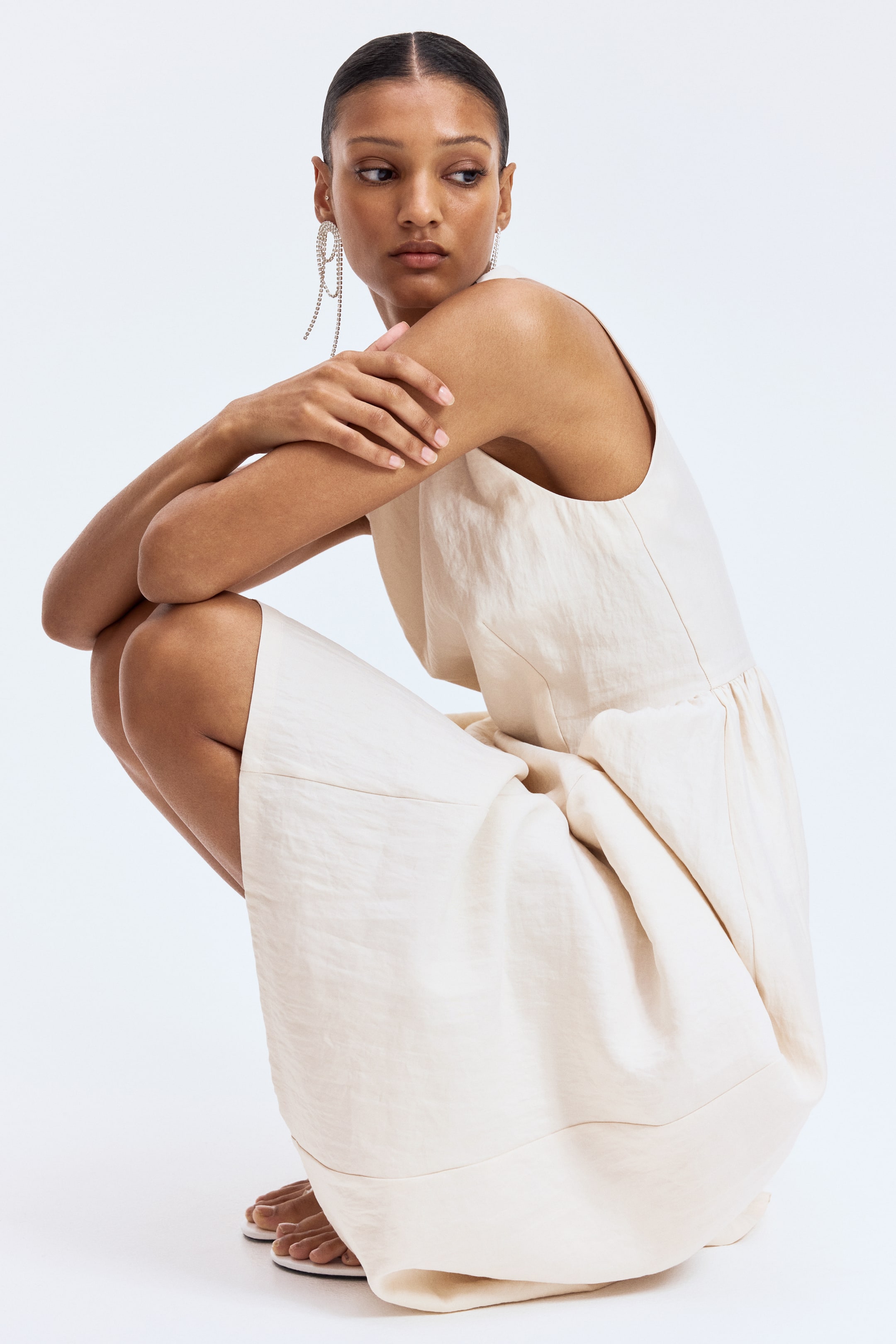 View larger image: Sleeveless twill dress - Light beige - Ladies | H&M IN 3