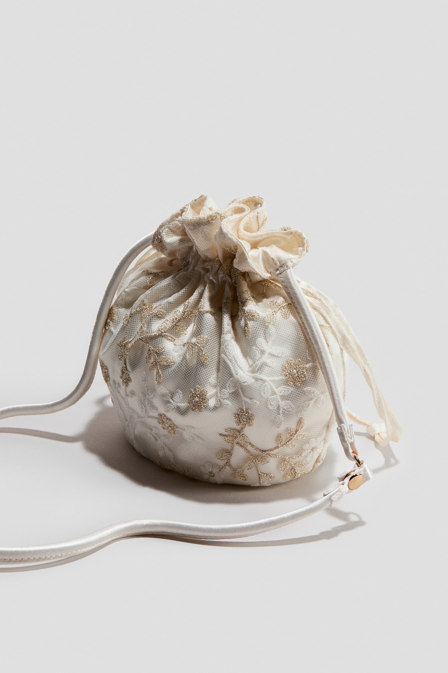 Детская сумка H&M Embroidered Drawstring, цвет: Белый / С принтом — фото 2