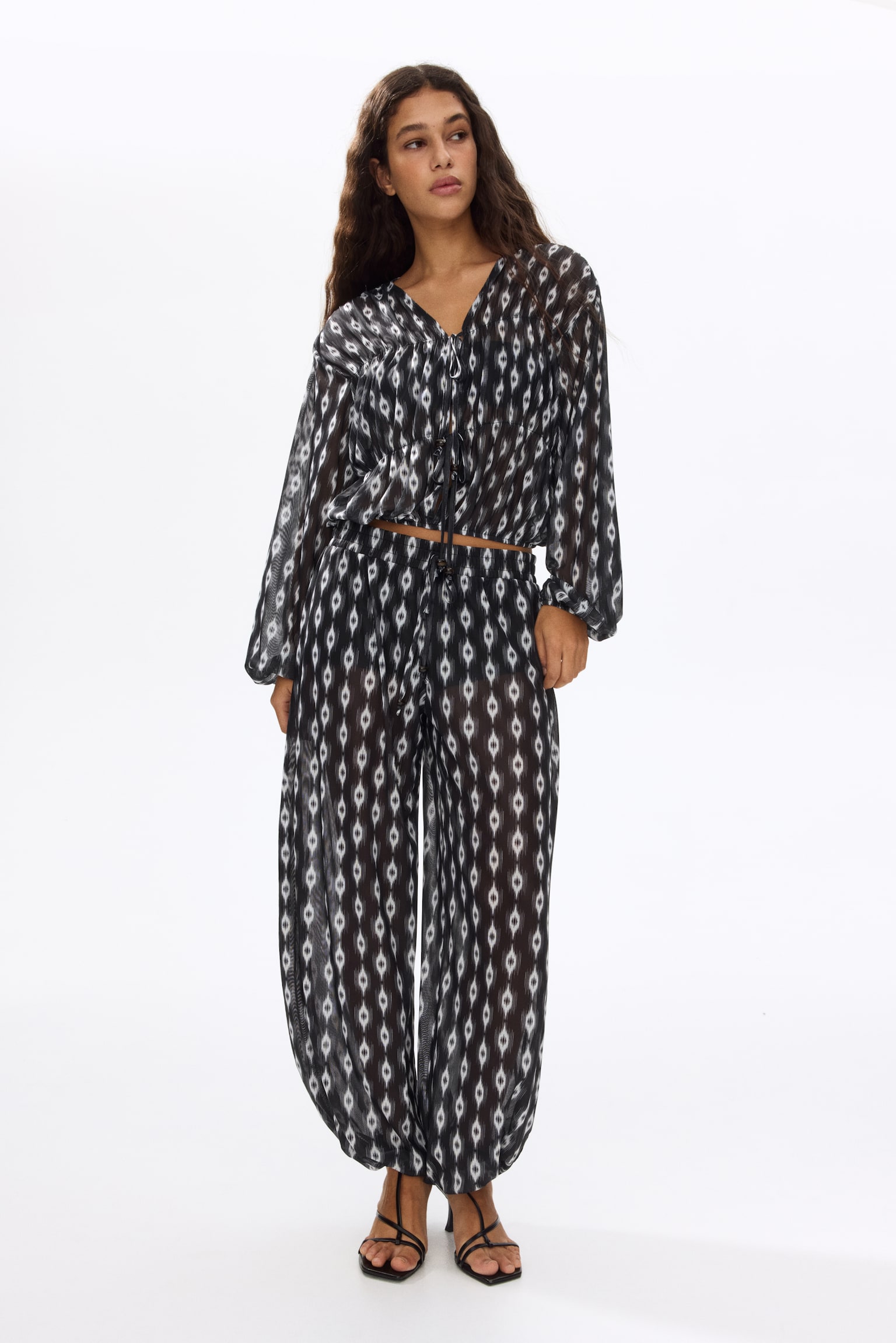Tie-detail mesh blouse - Black/Patterned - 7