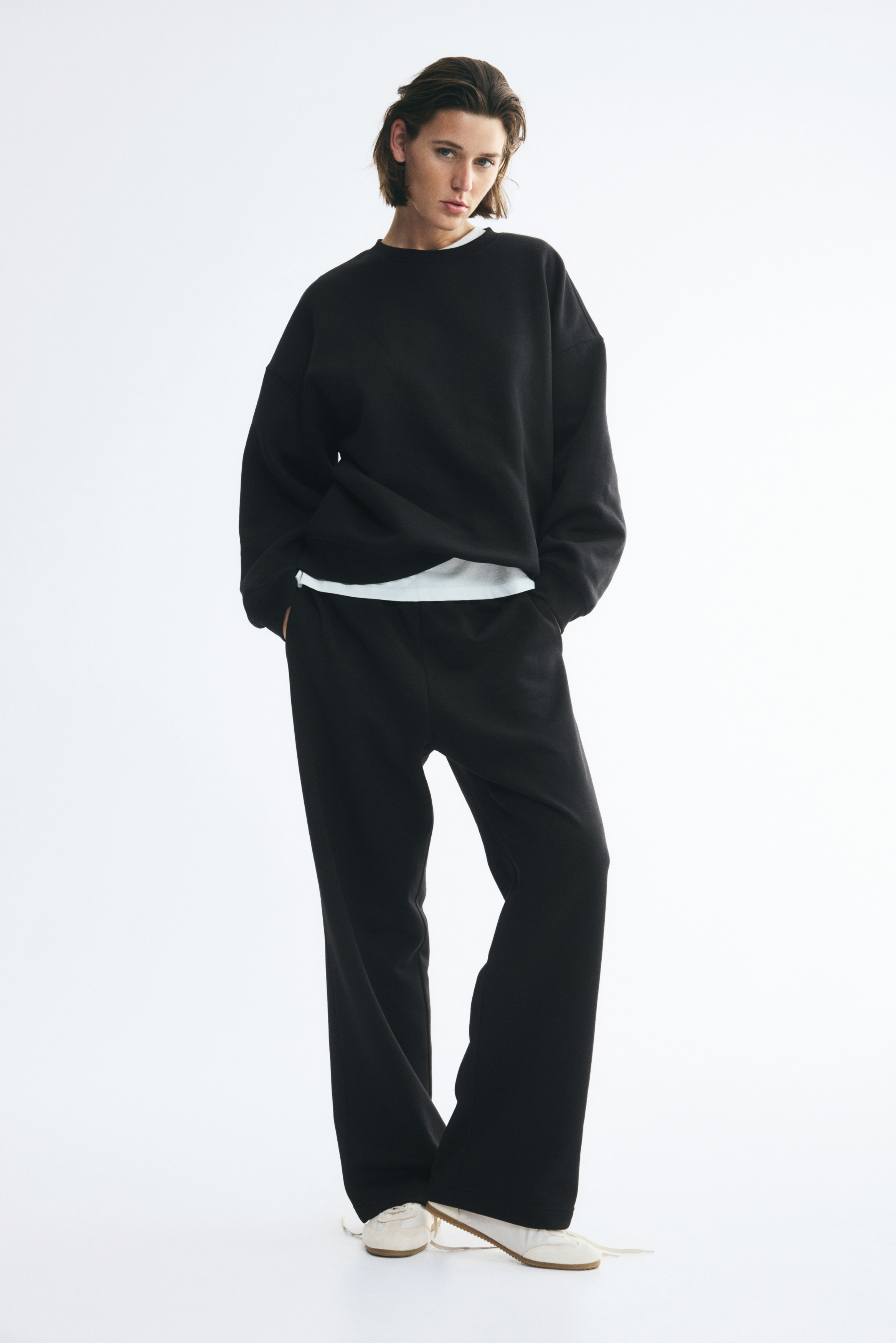 Oversized Sweatshirt thumbnail 2