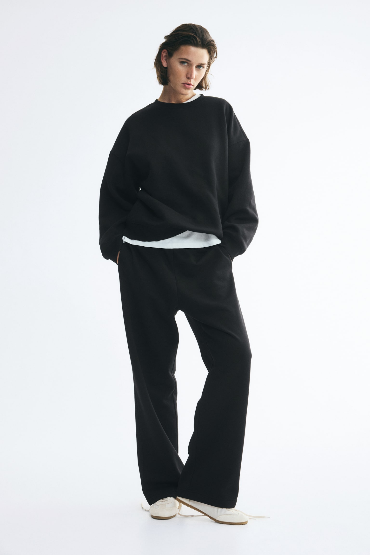 Женские толстовки H&M Oversized Sweatshirt, цвет: Чёрный — фото 3