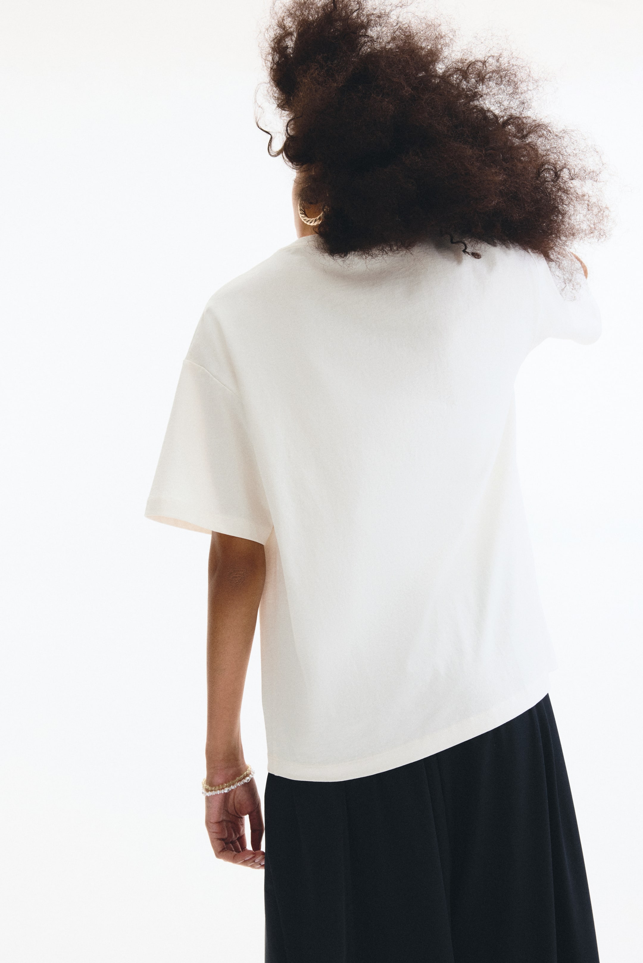 Женские футболки H&M Oversized T-Shirt with Printed Motif — фото 5