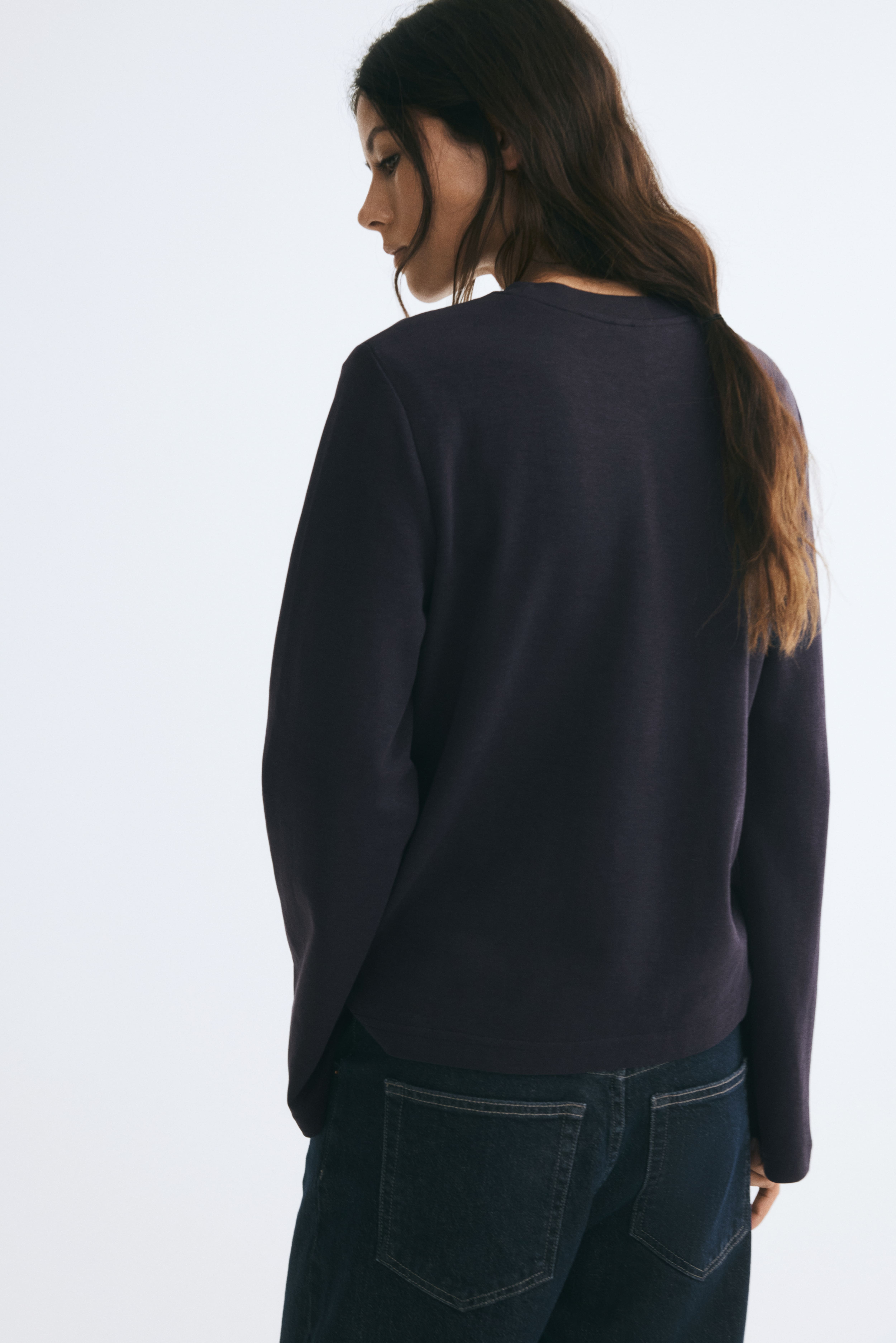 Long-sleeved jersey top
