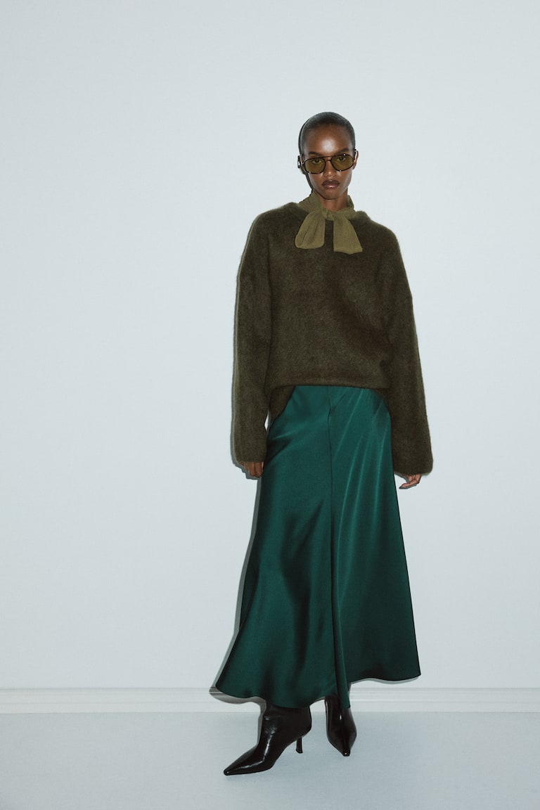 Satin Maxi Skirt Dark green Ladies H&M US