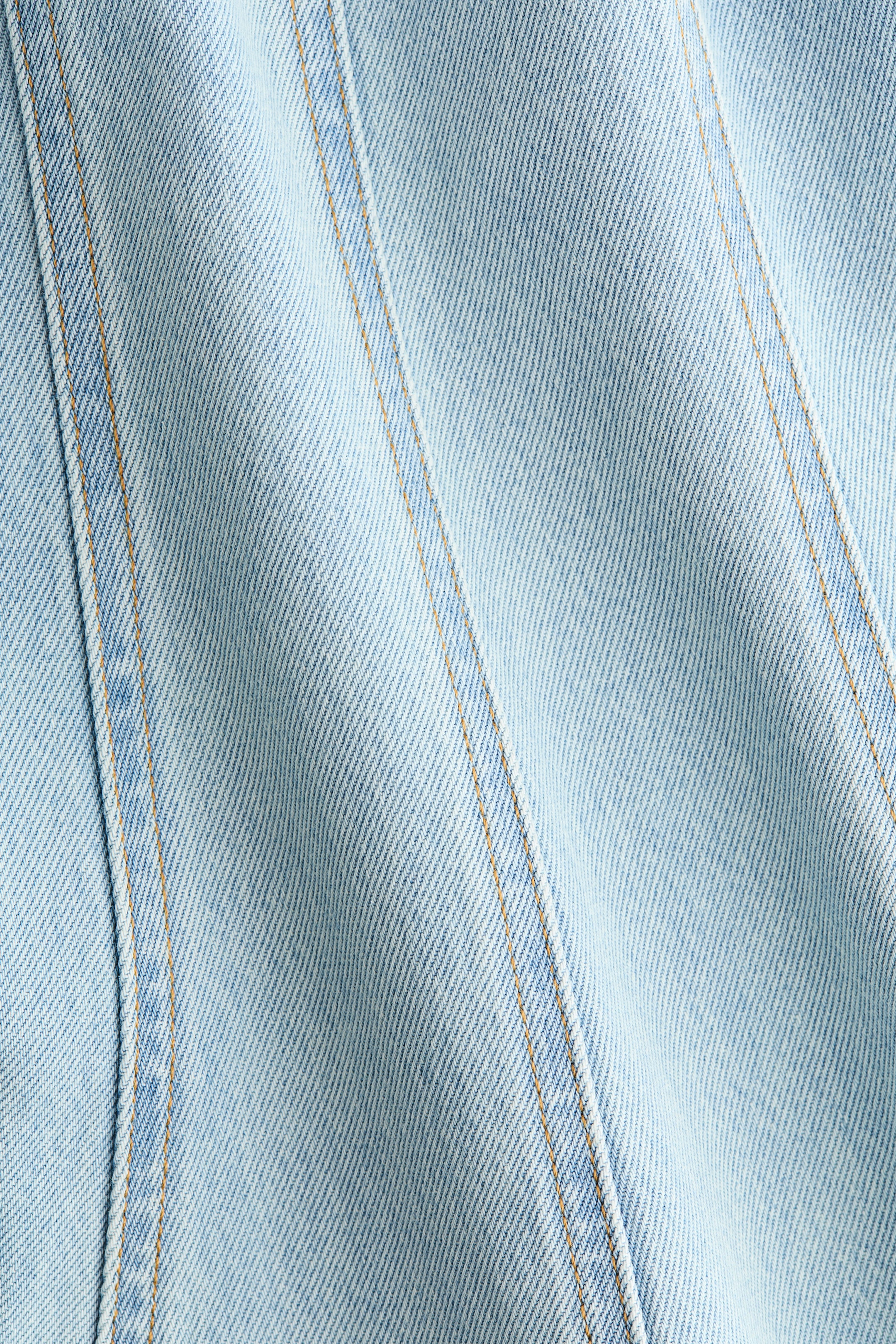 Robe en denim avec jupe évasée