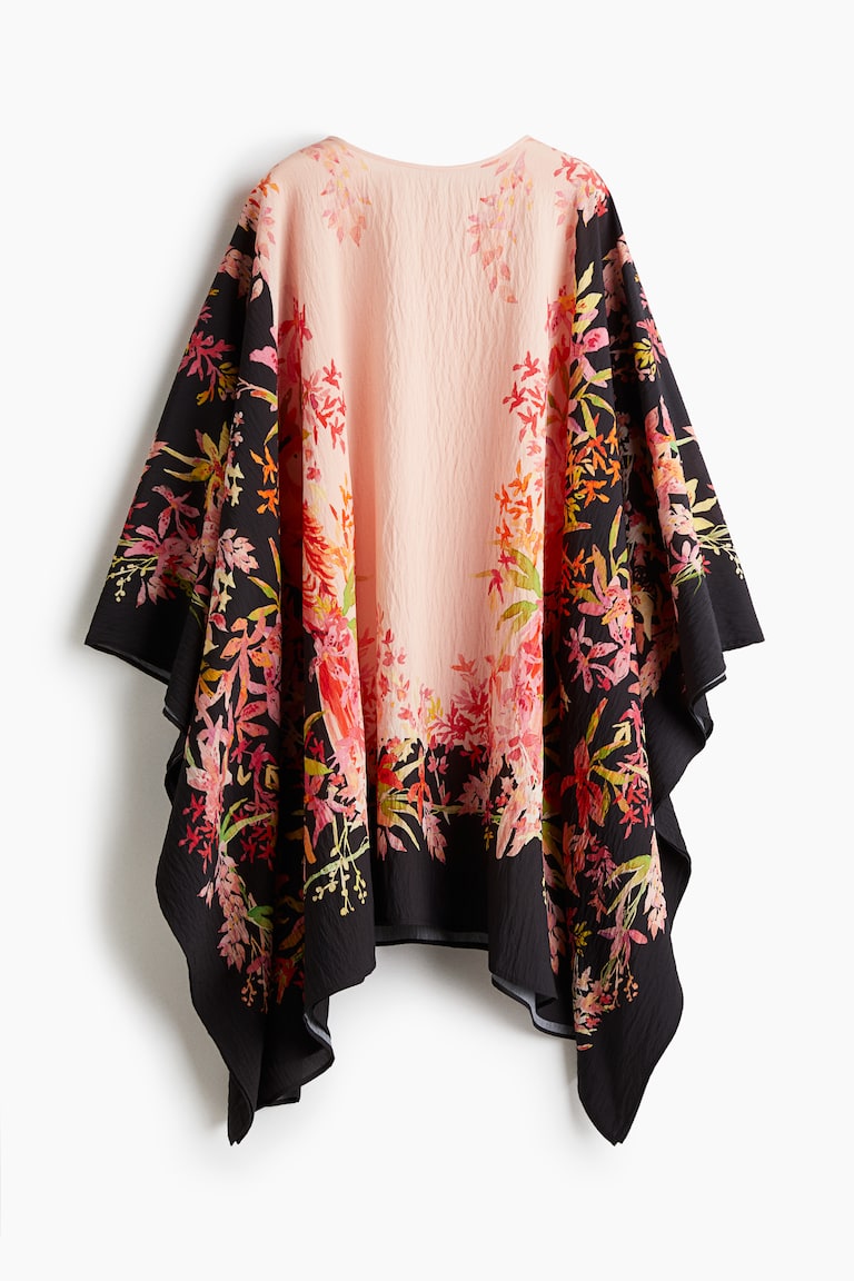 Kaftan haljina s aplikacijom