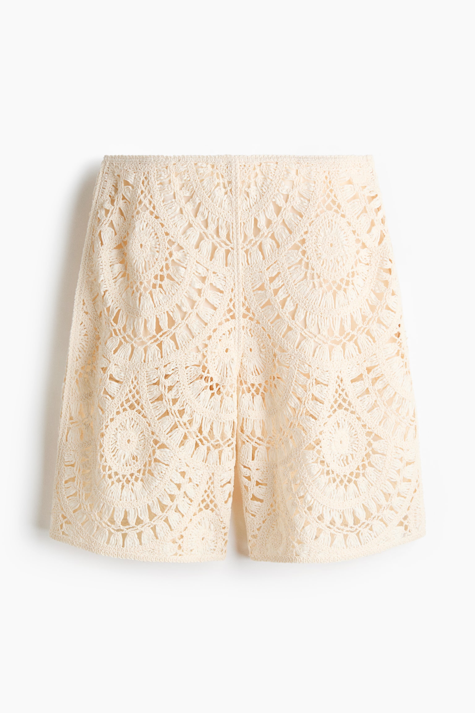 Crochet-look bermuda shorts - 2