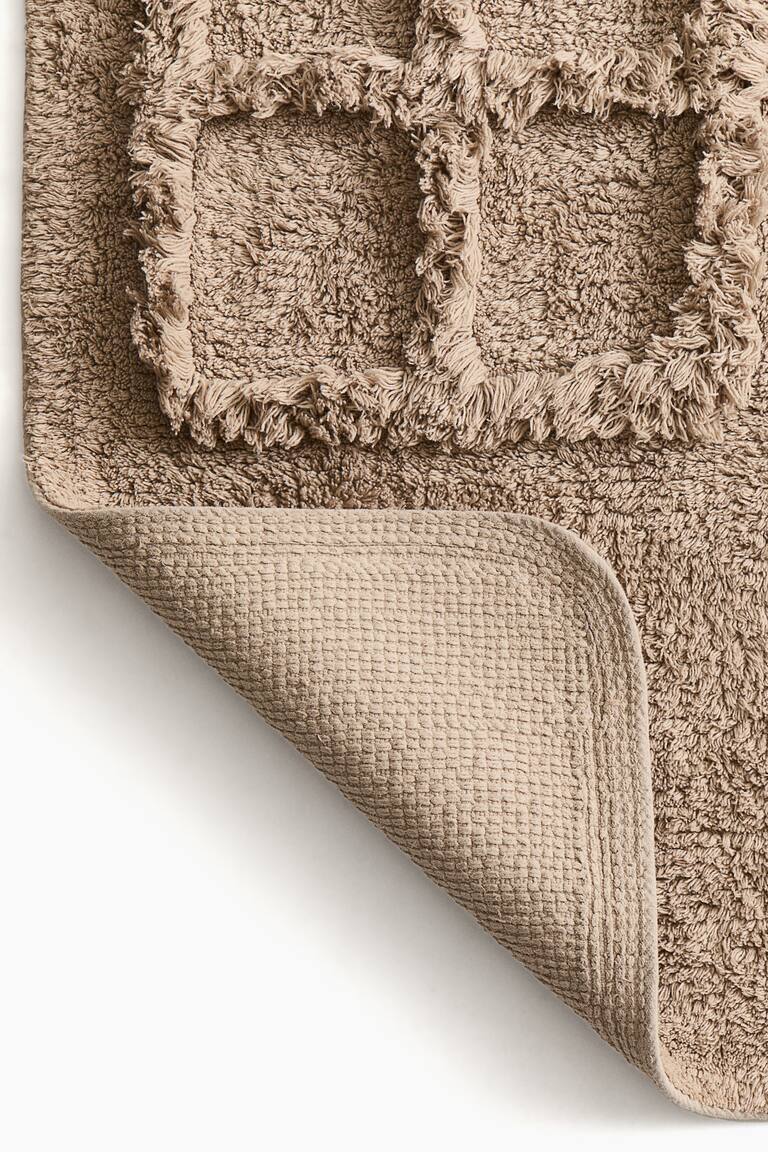 Dusty brown House-shaped cotton rug at H&M Home | H&M GB