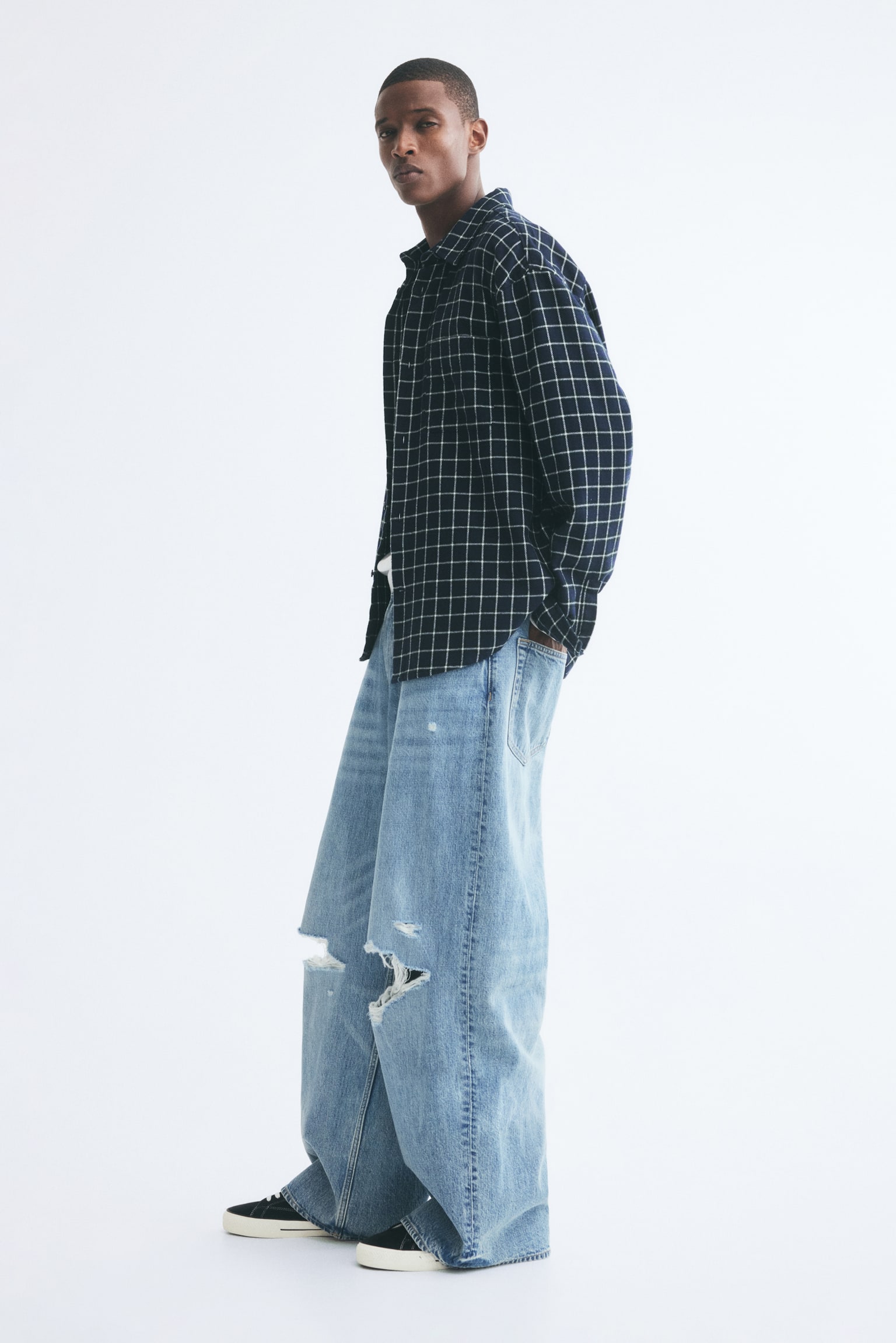 Мужские джинсы H&M Ultra-Baggy, цвет: Светлый джинсовый синий — фото 5