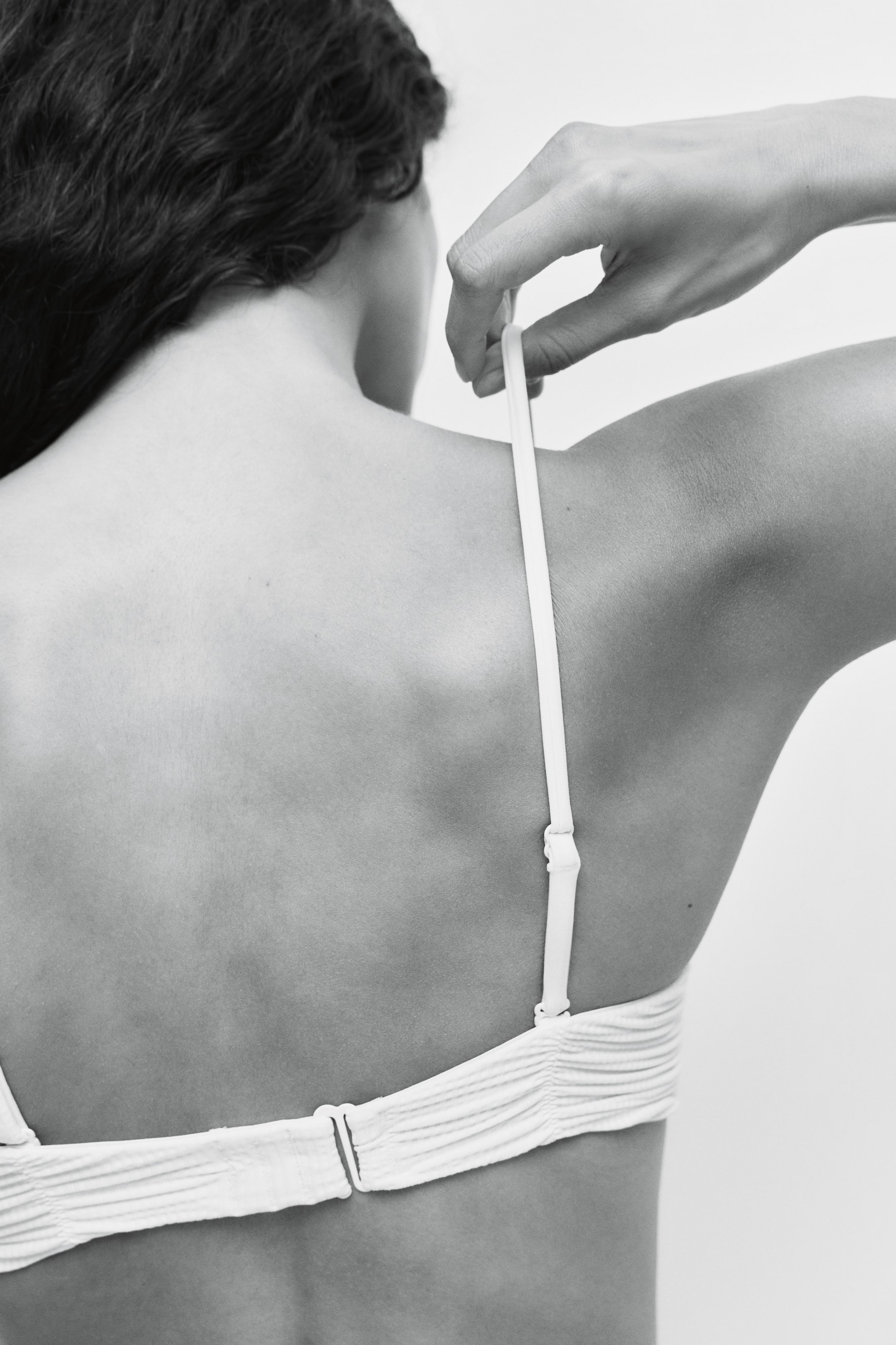 View larger image: Padded balconette bikini top - Light yellow | H&M IN 5