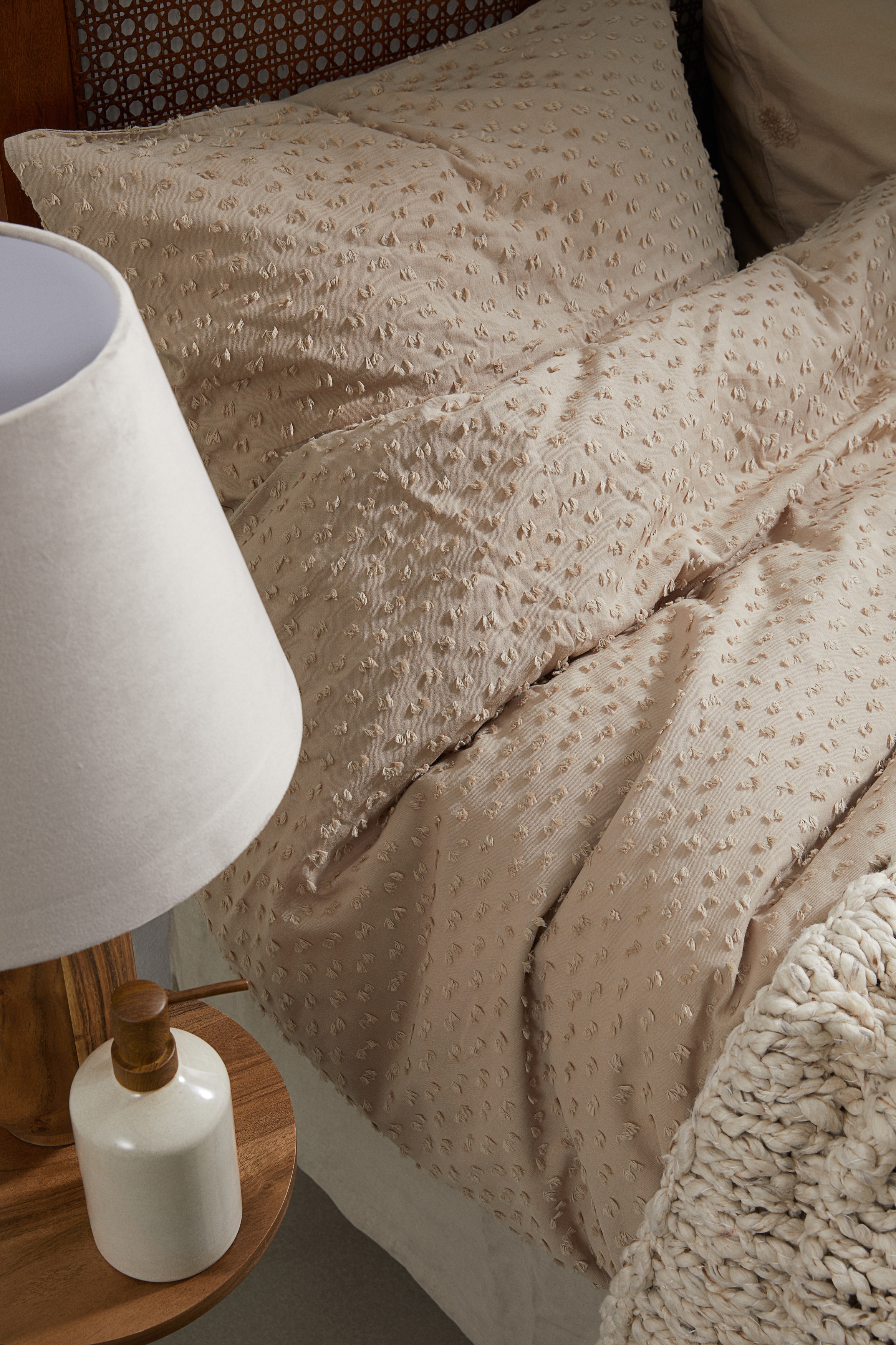 Conjunto de capa de edredão casal padrão plumeti - Bege