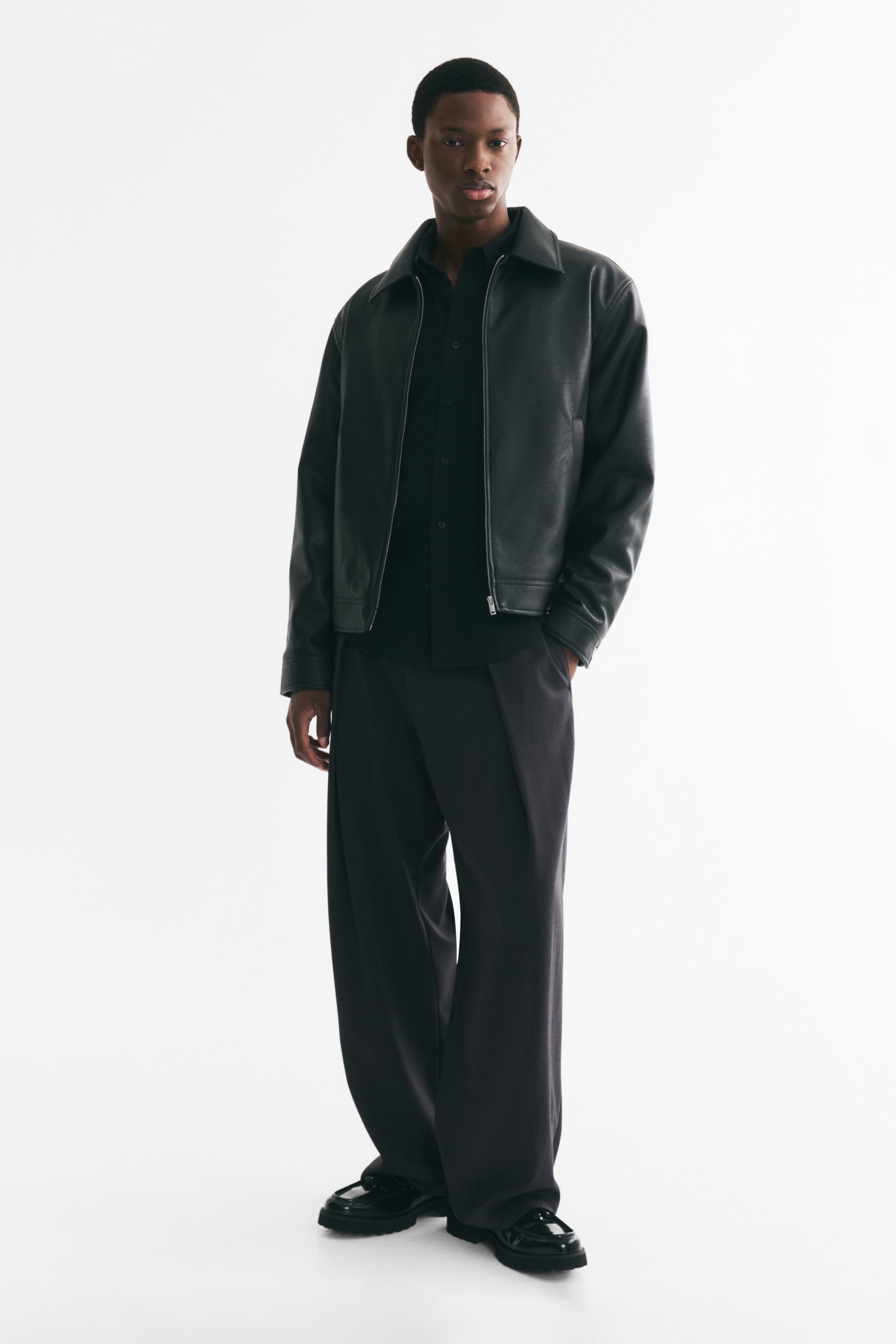 View larger image: Loose Fit Tailored trousers - Black - Men | H&M GB 1