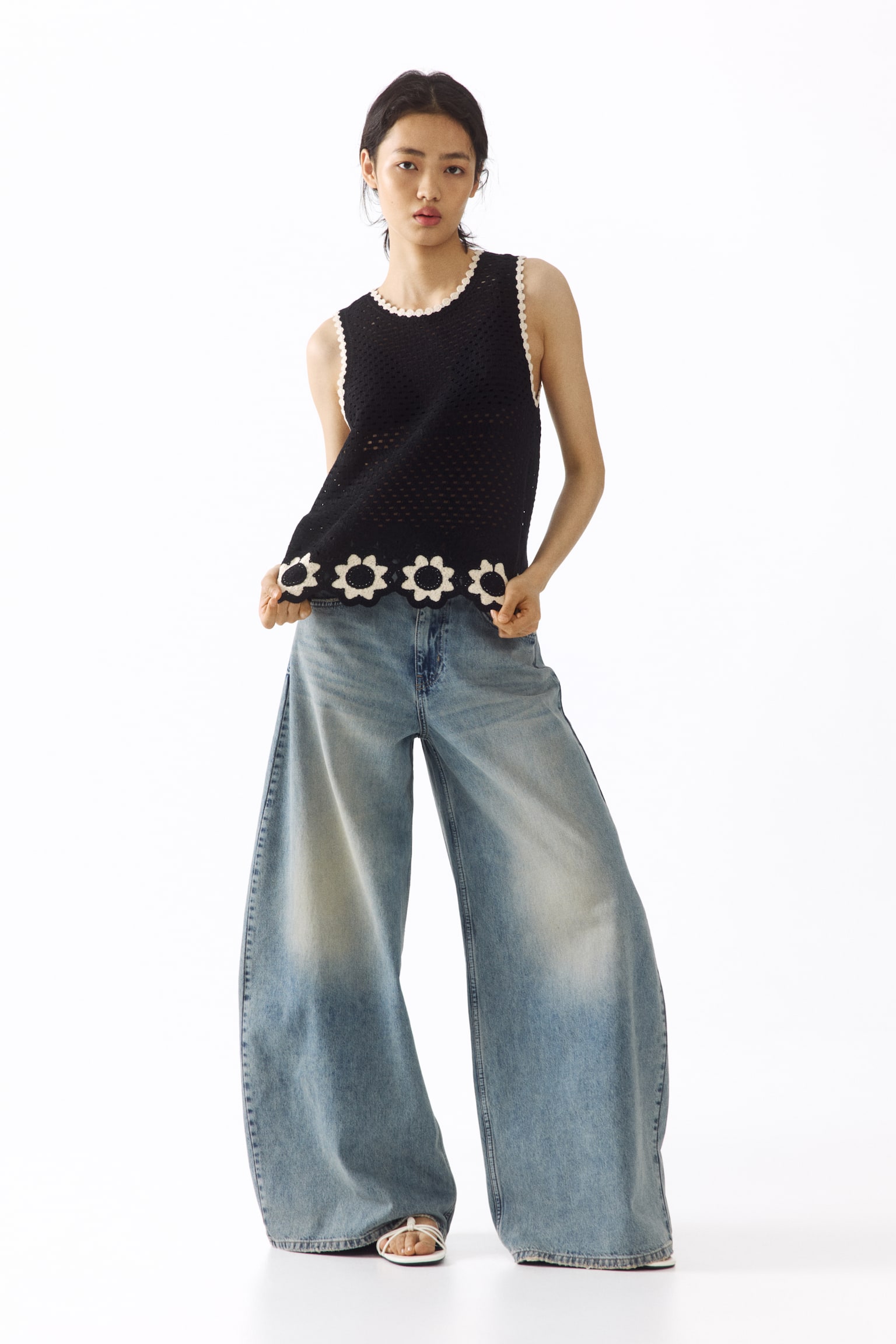 Crochet-look hole-knit top - Black/Flowers - 7
