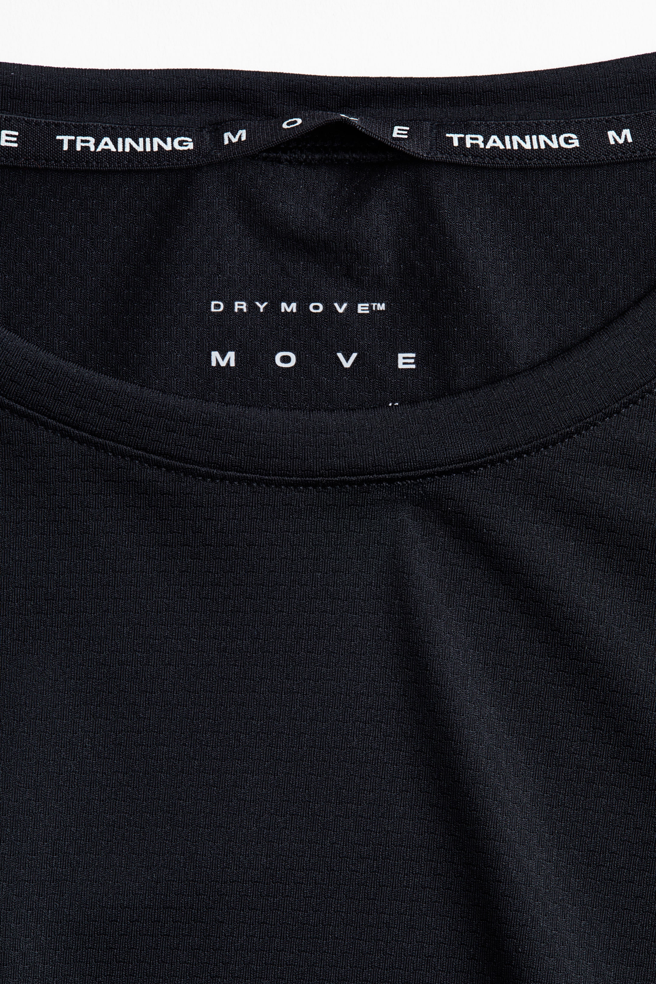 Muscle-Fit Sports Shirt with DryMove™