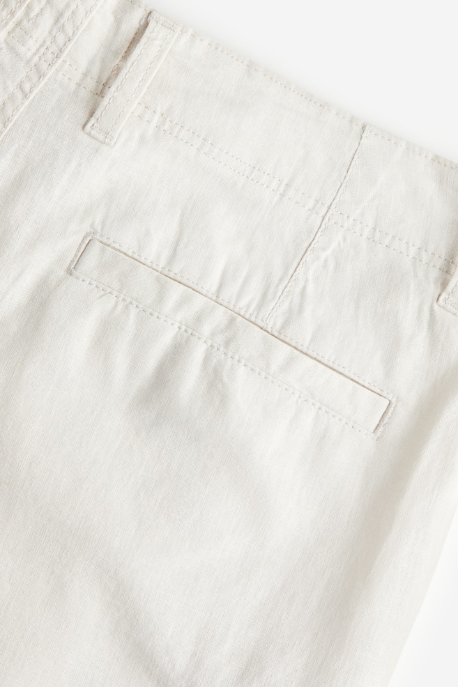 Regular Fit Linen-blend cargo shorts - Cream/Beige - 6