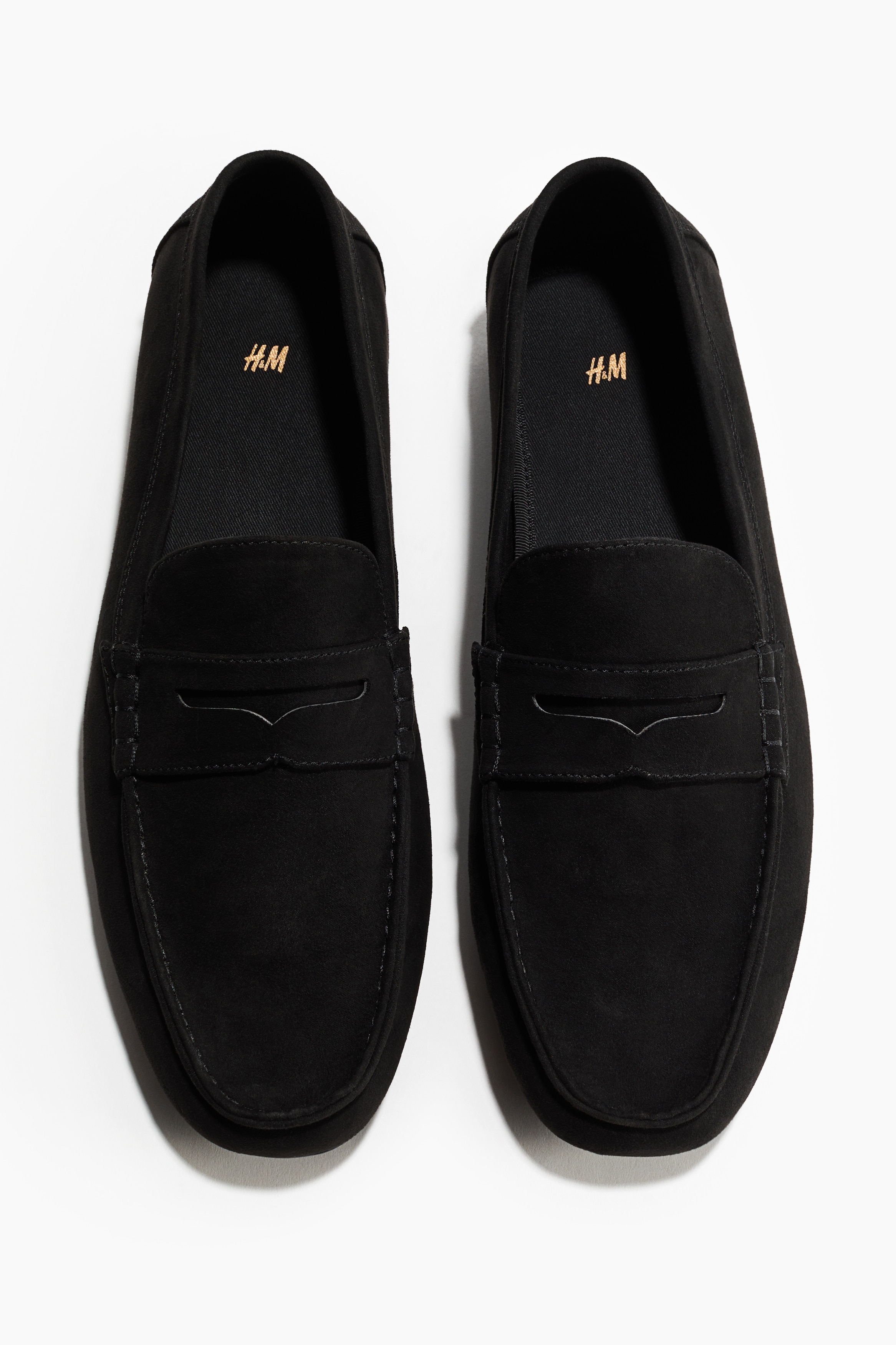 Driving shoes