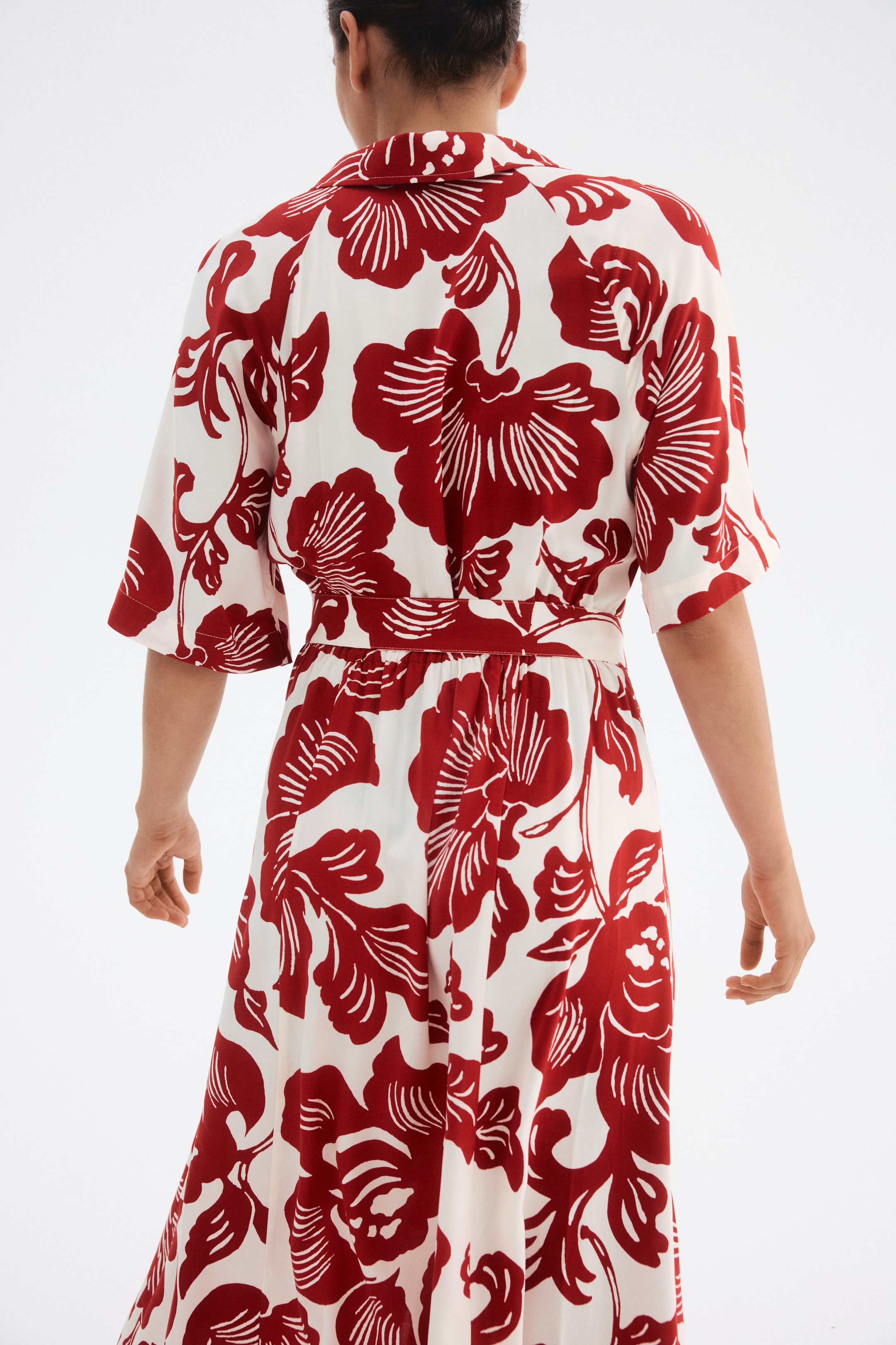 View larger image: Tie-belt Shirt Dress - White/red floral - Ladies | H&M US 5