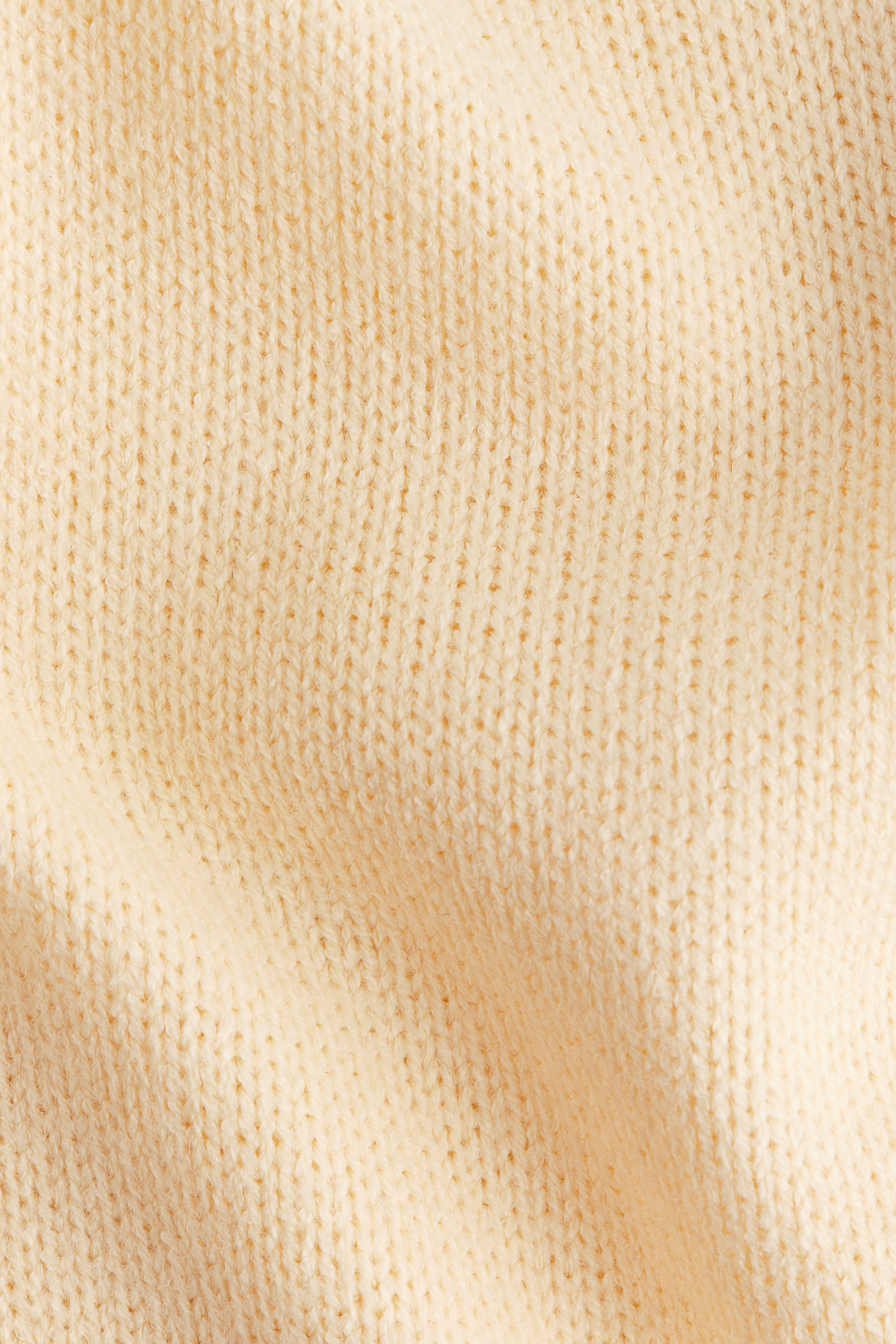Haut épaules nues en tricot