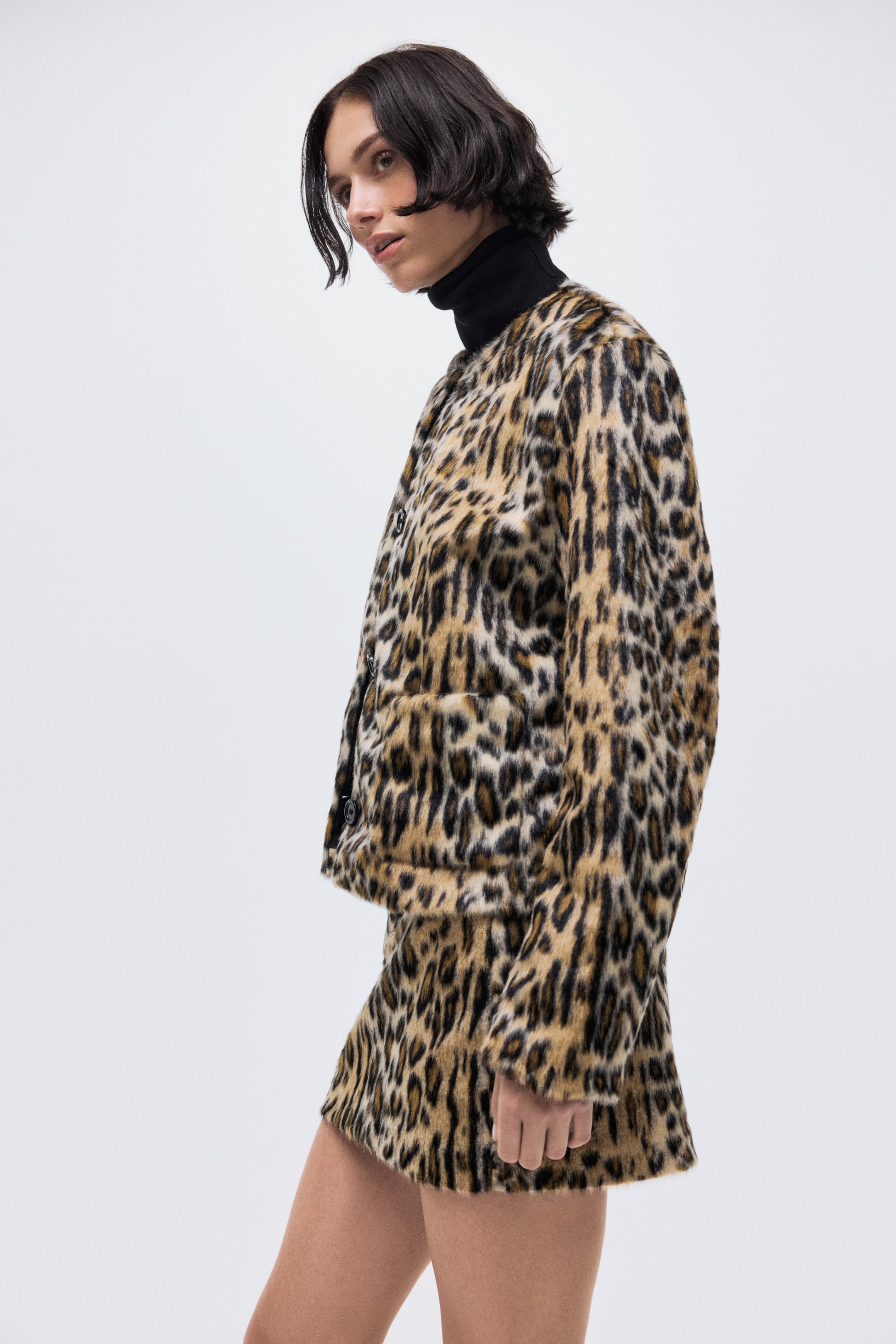 View larger image: Collarless Jacket - Beige/leopard print - Ladies | H&M CA 3