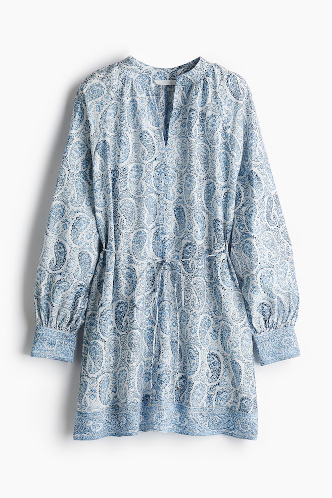 Vestido túnica con cinturón de anudar - Blanco/Estampado paisley/Negro/Estampado/Negro - 1