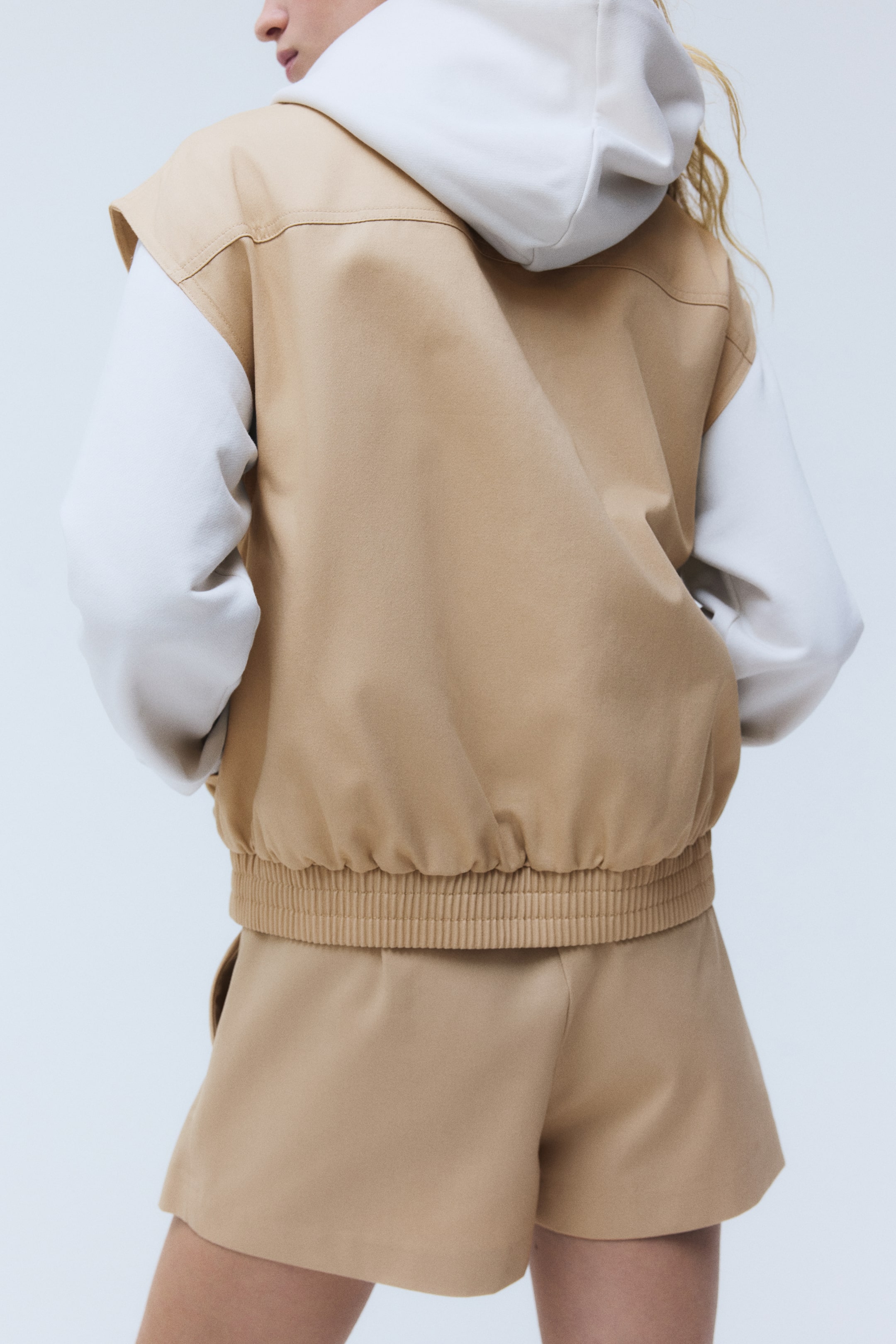 Женские жилеты H&M Cotton Vest with Collar — фото 5