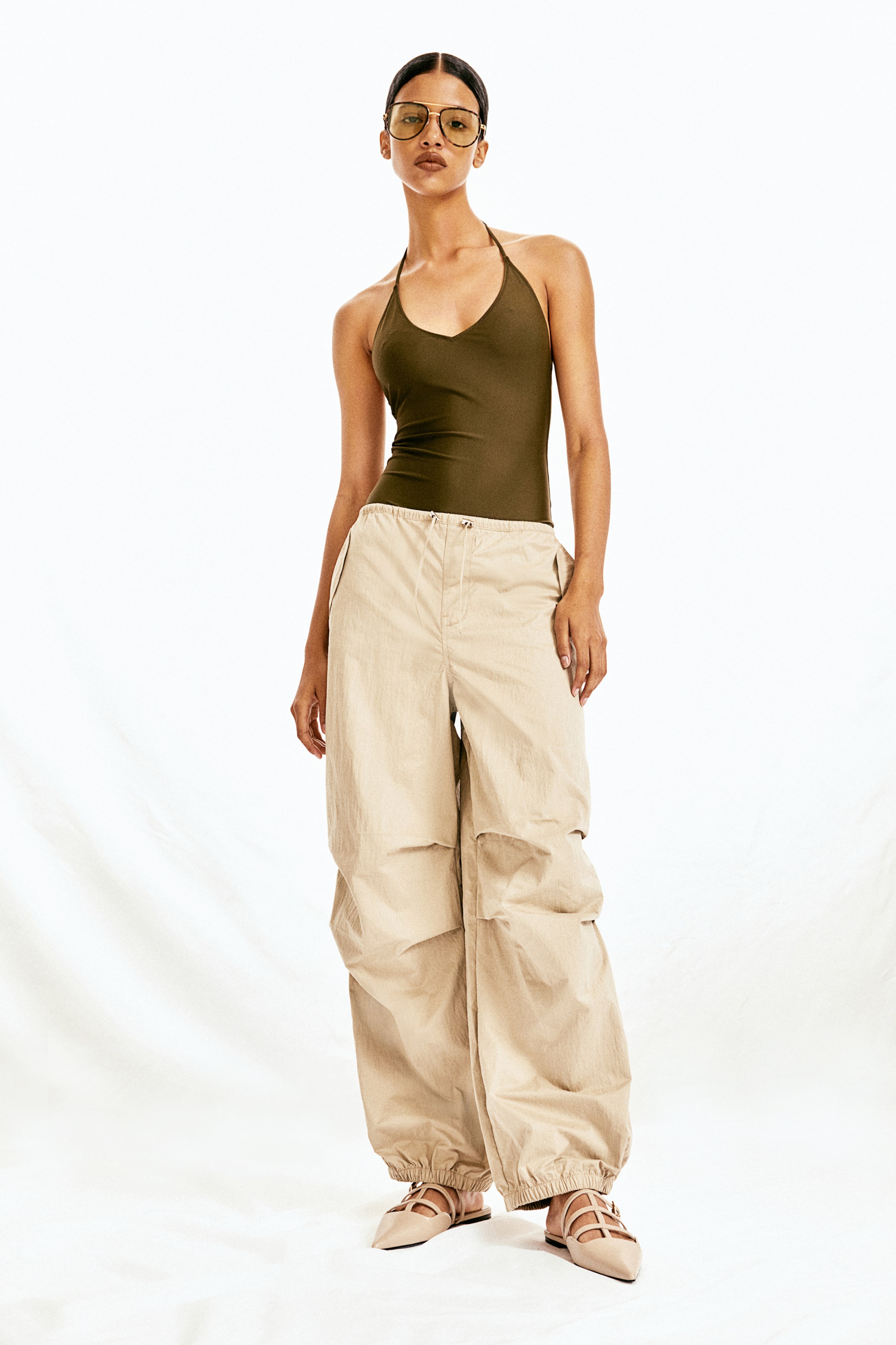 Parachute trousers - Khaki beige - Ladies | H&M GB 3