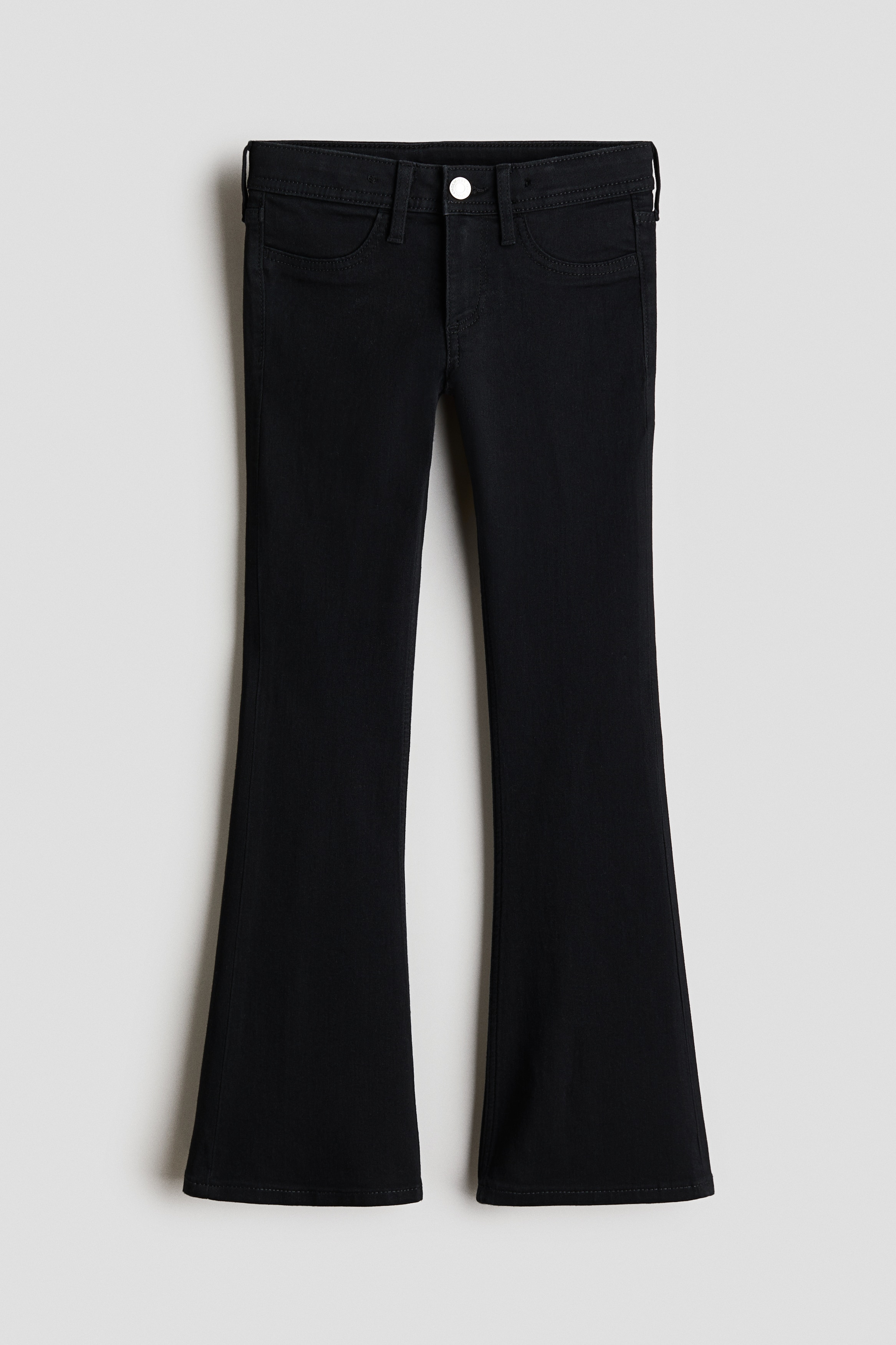 Flared Leg Low JeansModel