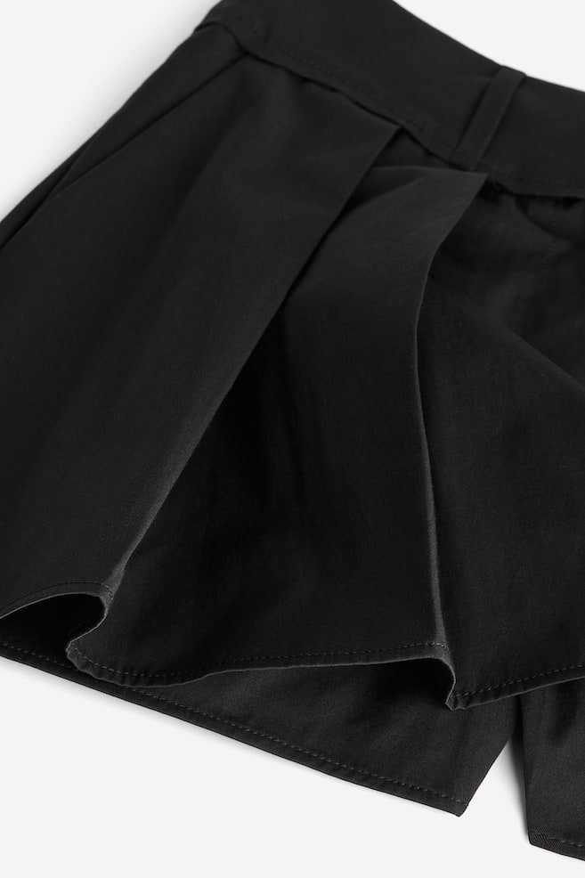 Plisowane spódnico-szorty - Czarny/Zieleń khaki - 6