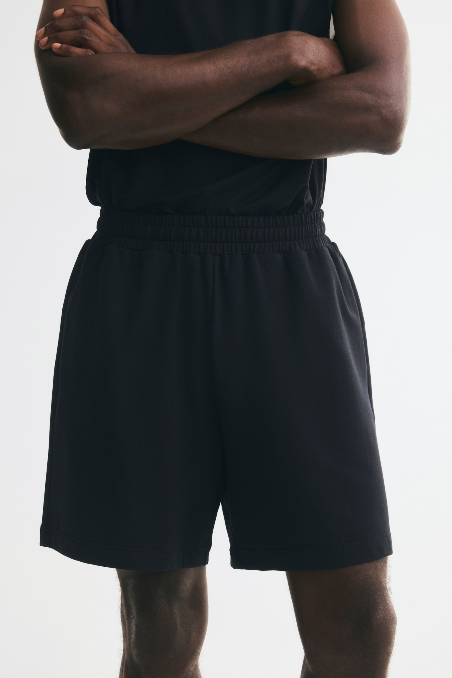 Мужские шорты H&M Regular-Fit Ultra Soft Sweatshorts, цвет: Чёрный — фото 3
